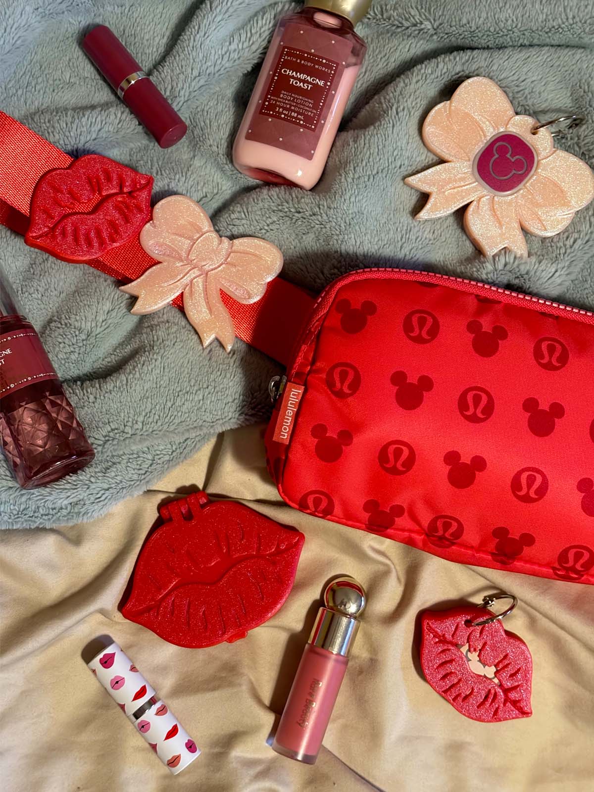Kisses Belt and Bag Charm