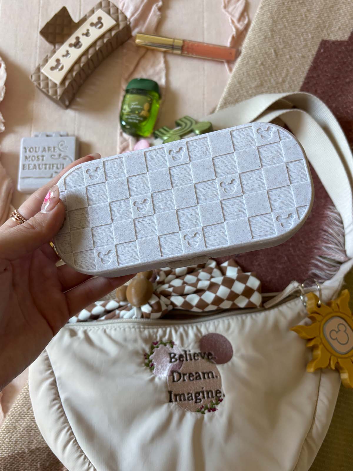 Checkerboard Mouse Straw Color Glasses Case