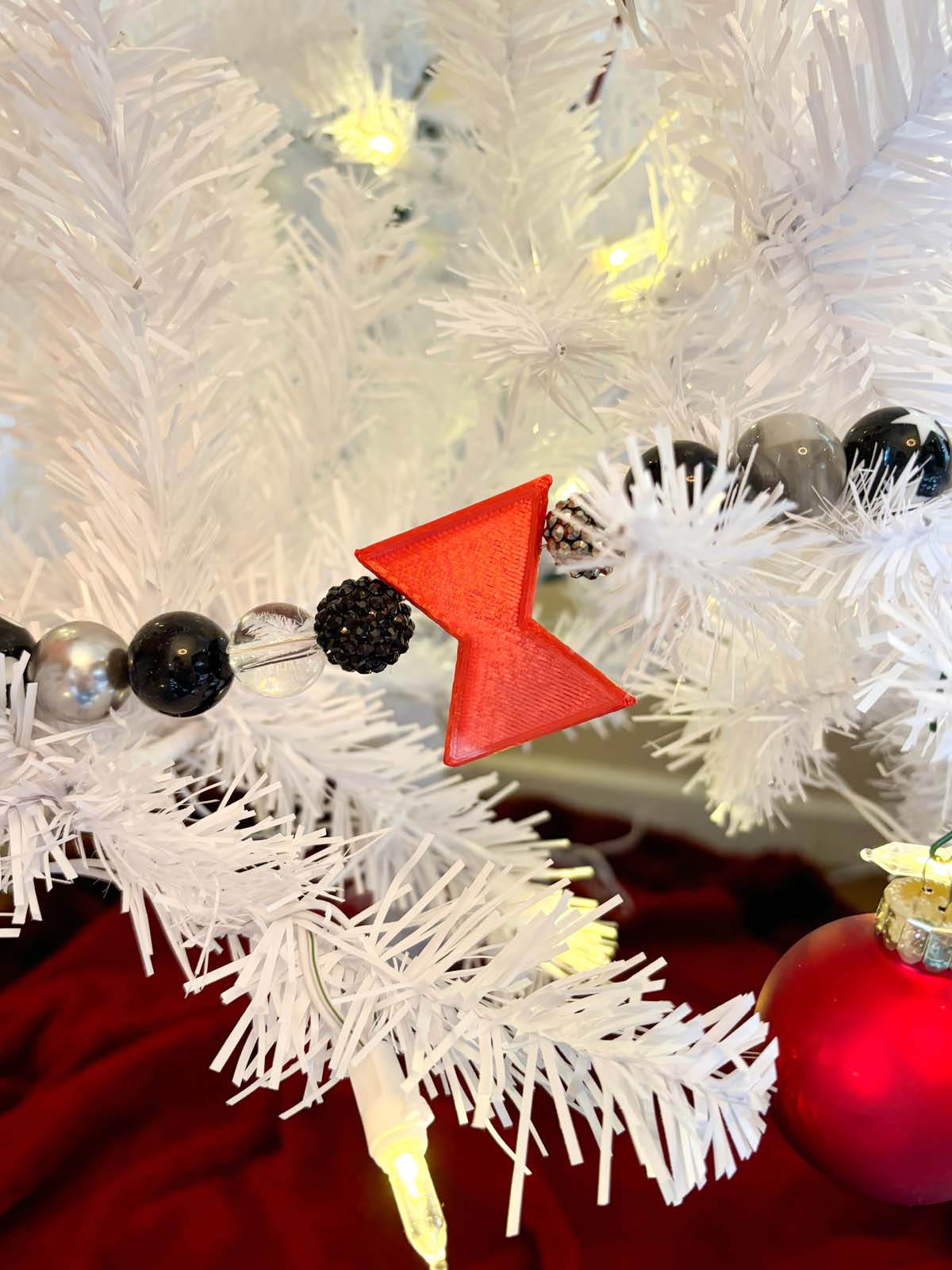 Super Heroes Avenged Character Garland - CLEARANCE