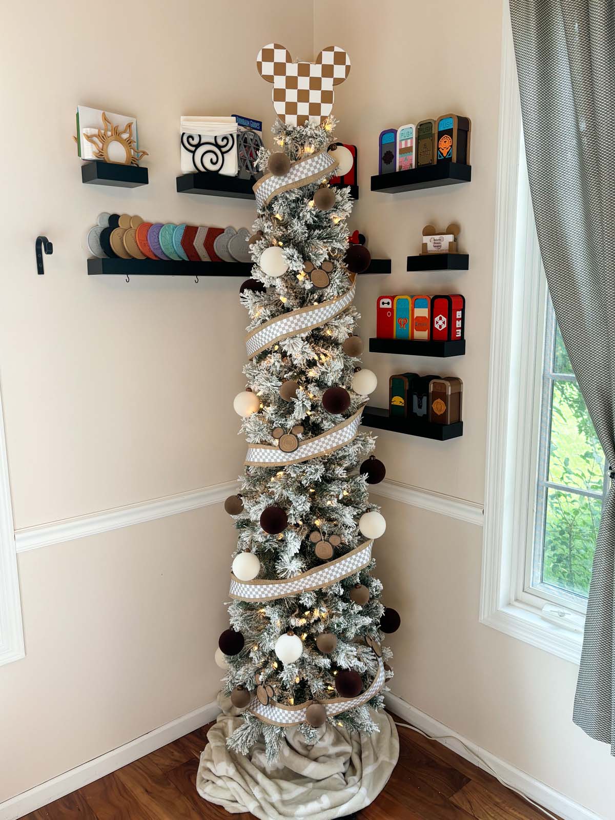 Checkered Mouse Head Christmas Tree Topper