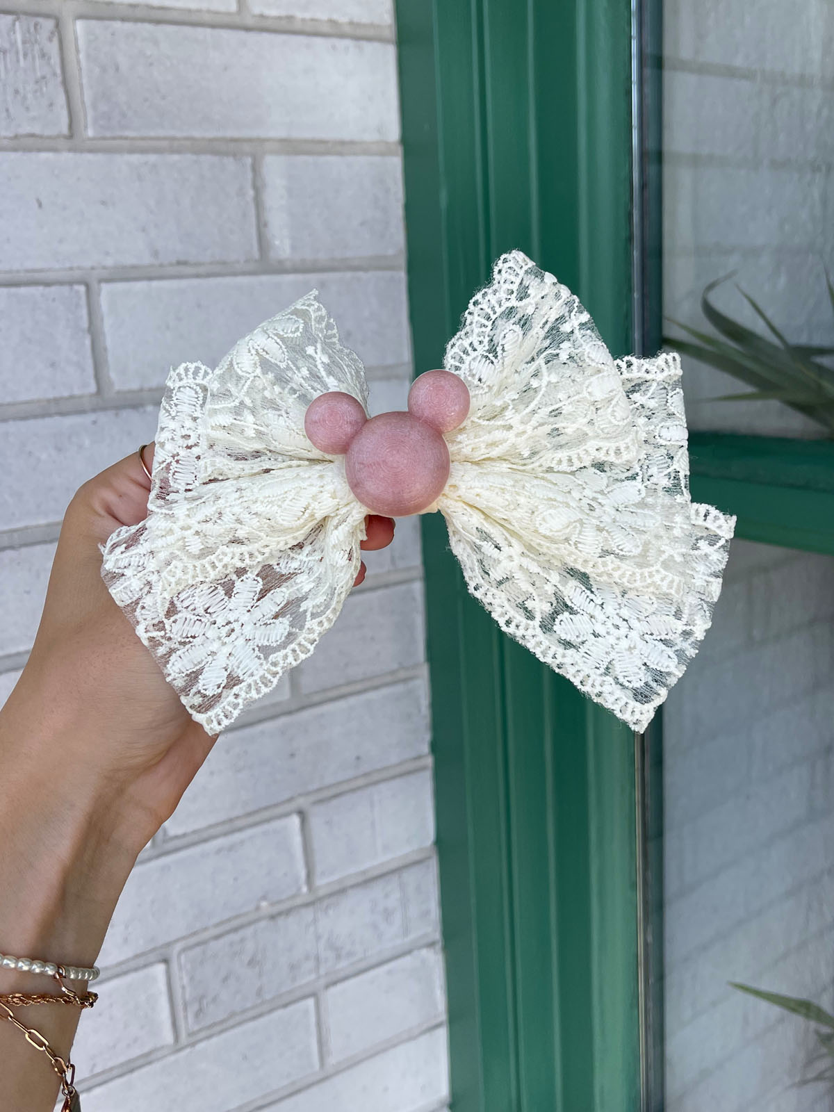 Do As Dreamers Do Hair Bow - Pattern & Lace