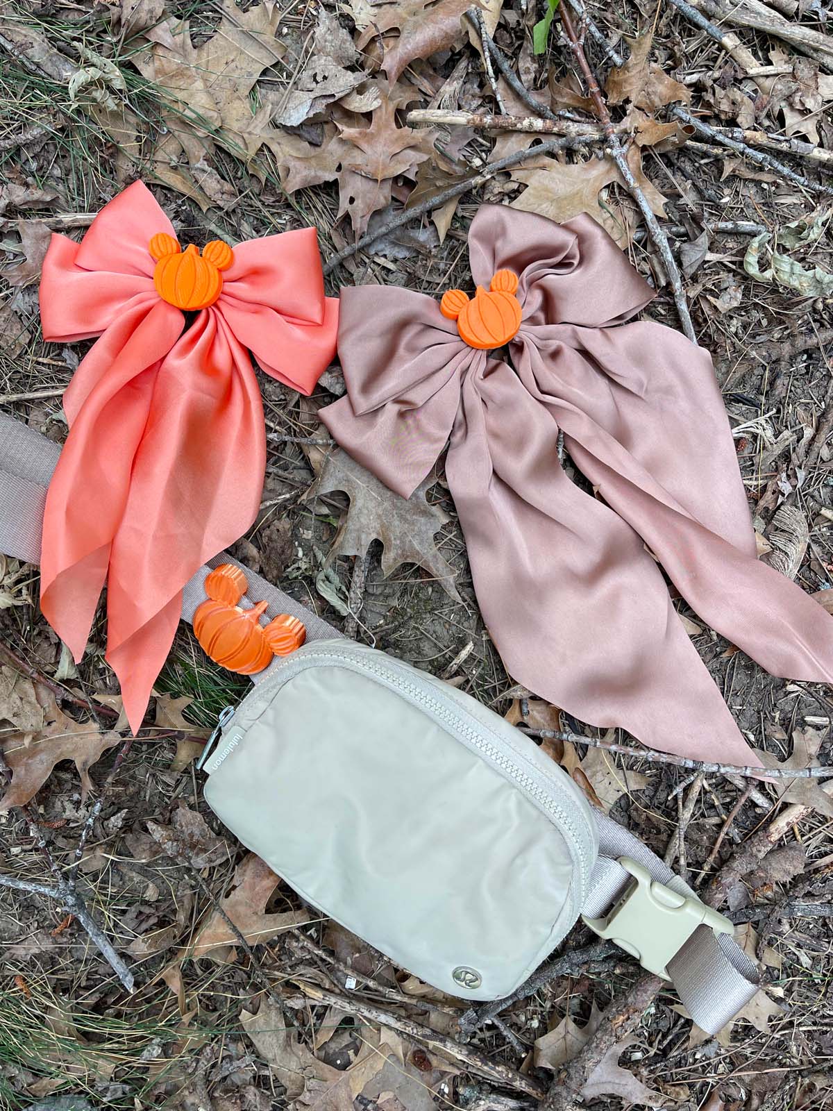 Do As Dreamers Do Hair Bow - Halloween & Fall