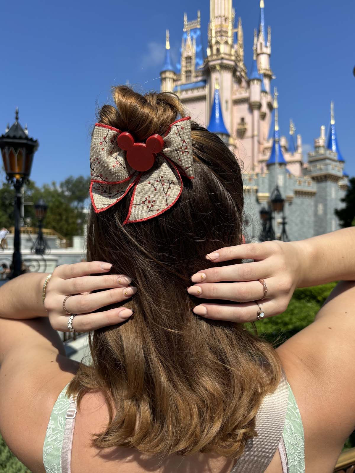 Do As Dreamers Do Burlap Berries Hair Bow