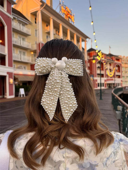 Do As Dreamers Do White Pearly Princess Bow