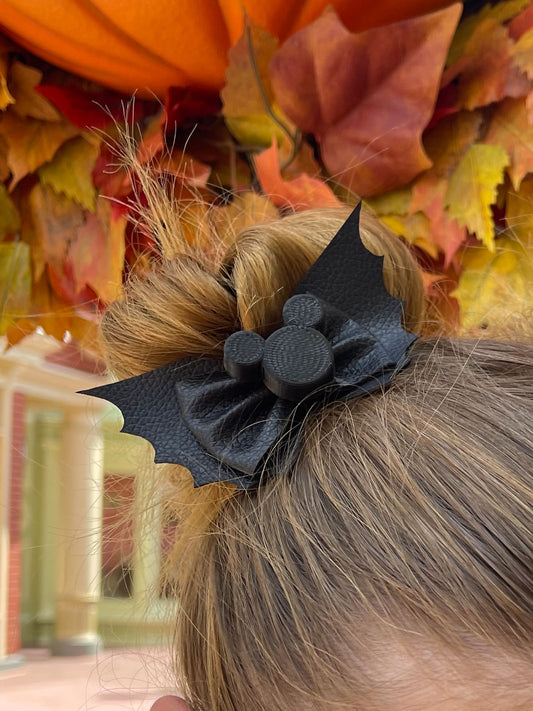 Do As Dreamers Do Black Bat Mini Hair Bow