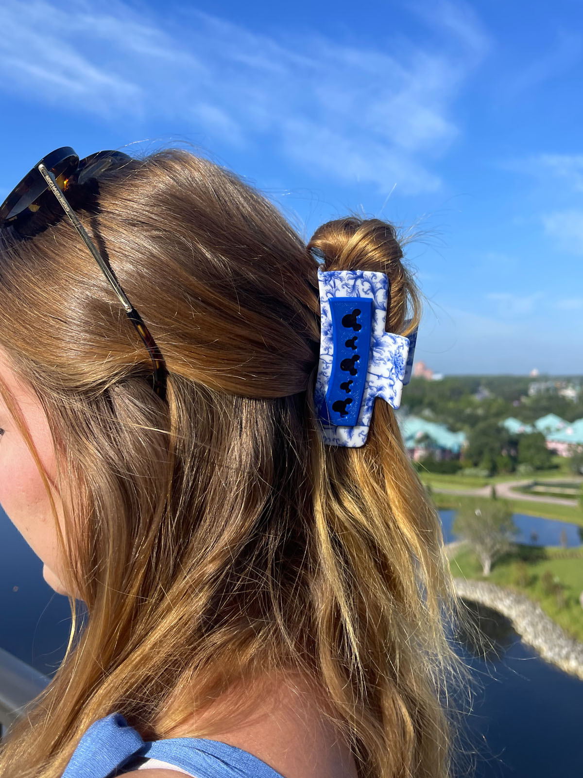 Blue Onion Claw Clip