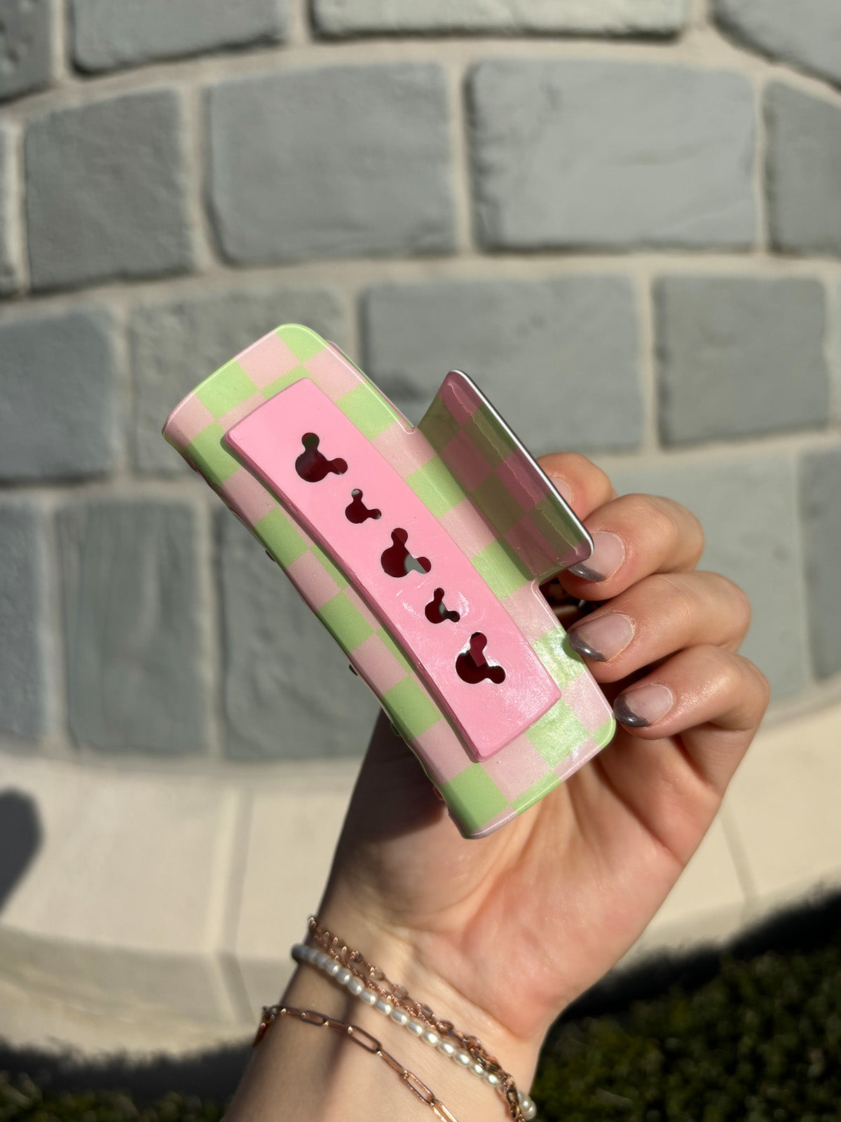 Do As Dreamers Do Pastel Green and Pink Claw Clip