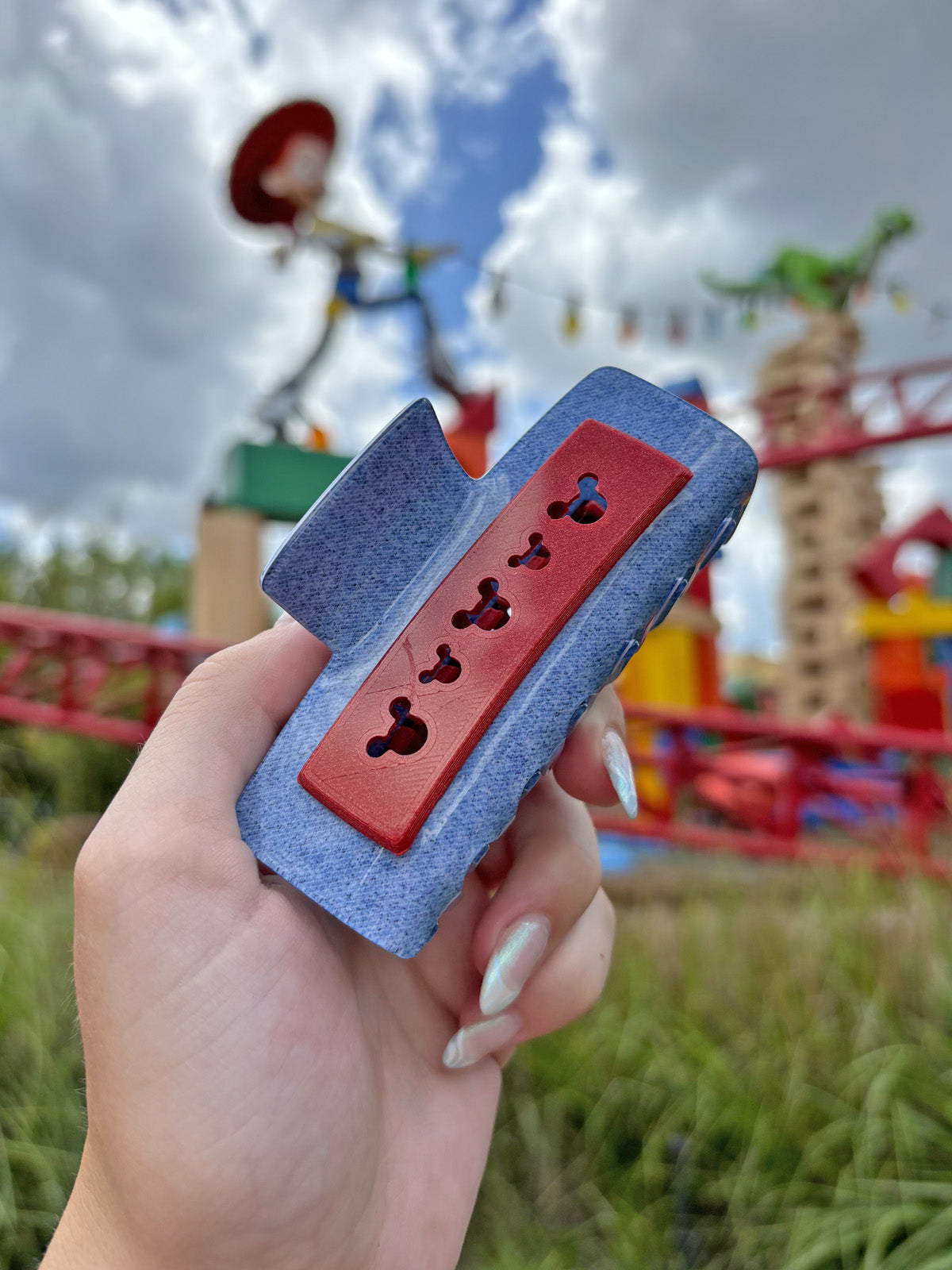 Do As Dreamers Do Western Denim Claw Clip