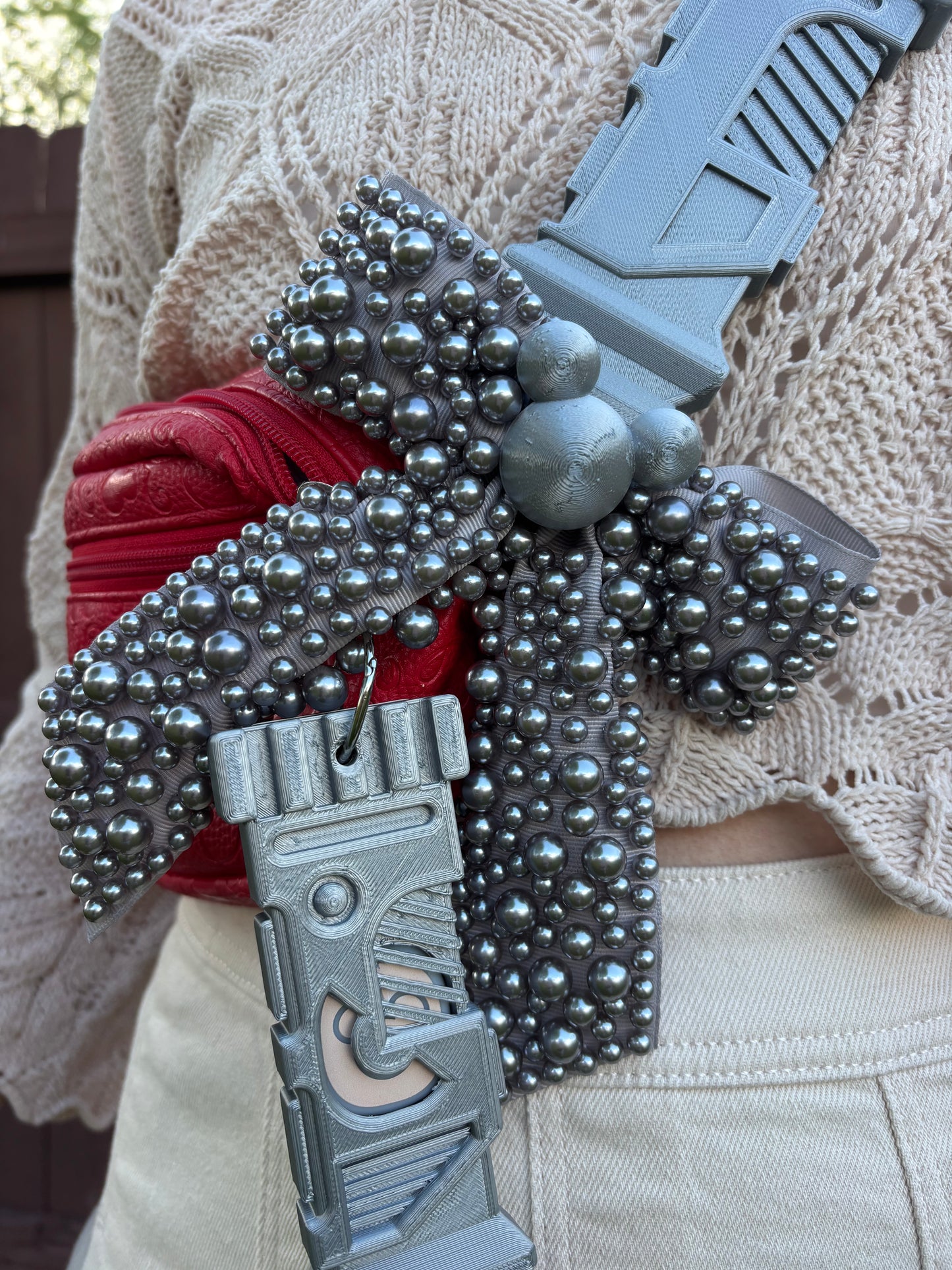 Do As Dreamers Do Silver Pearly Princess Bow