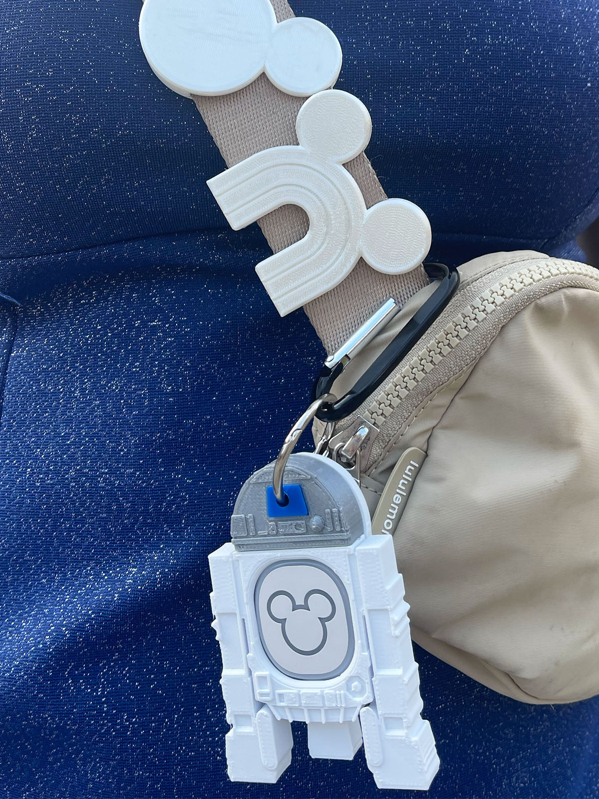 Blue Rebel Robot Magic Band Buddy
