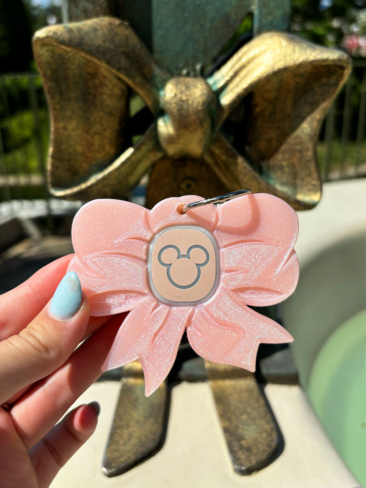 Pink Bow or Blue Bow Magic Band Buddy