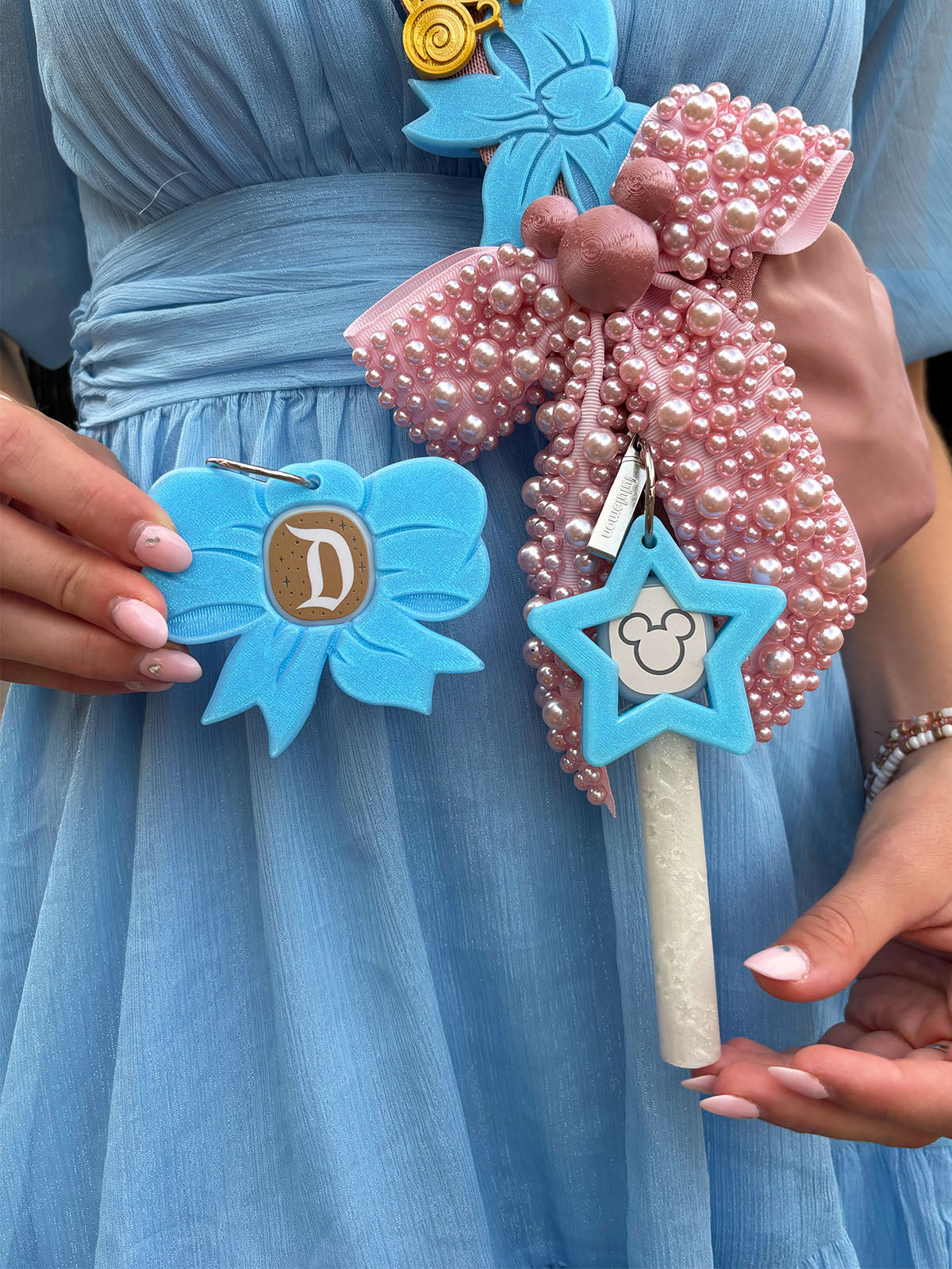Pink Bow or Blue Bow Magic Band Buddy