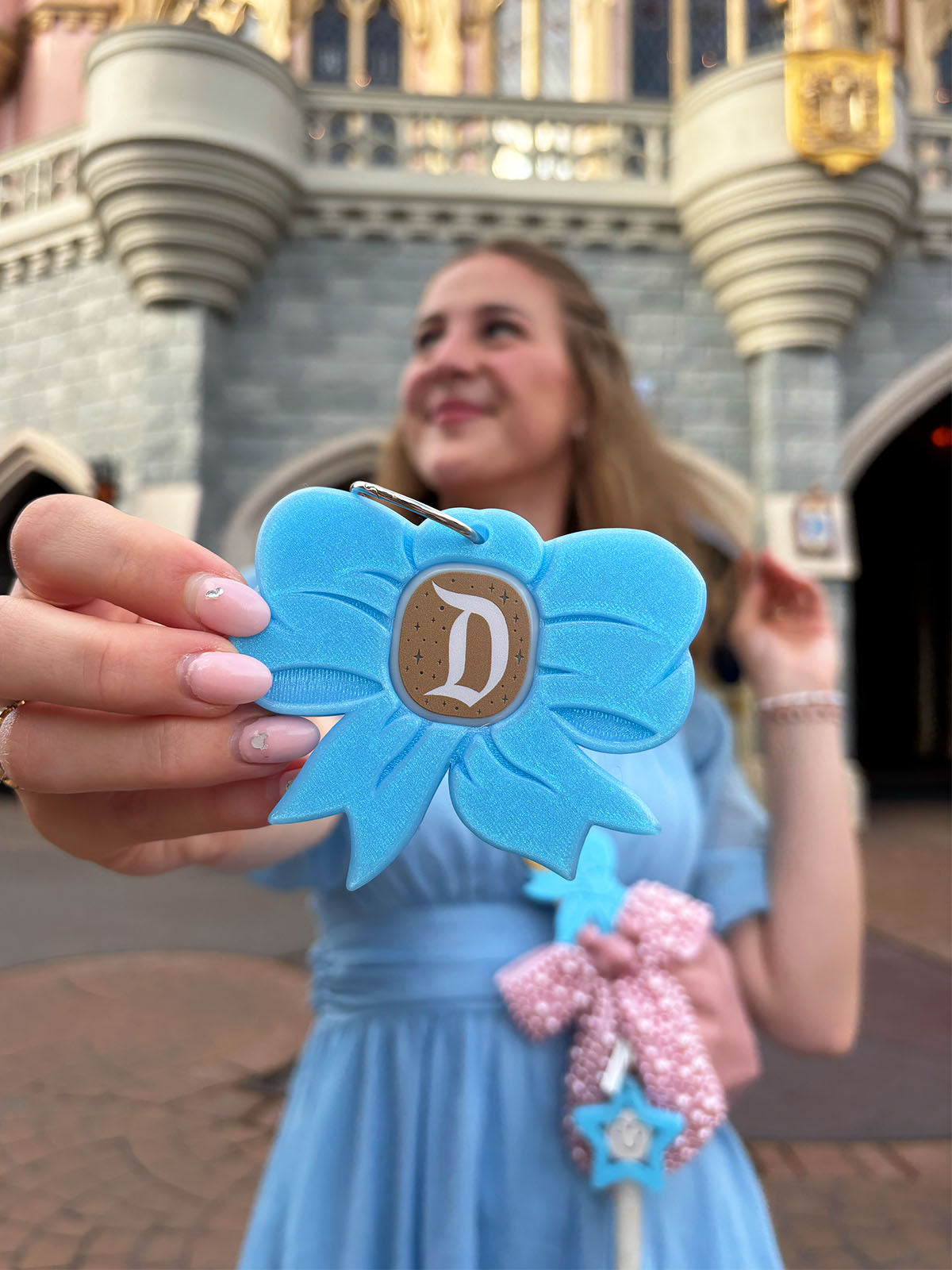 Pink Bow or Blue Bow Magic Band Buddy