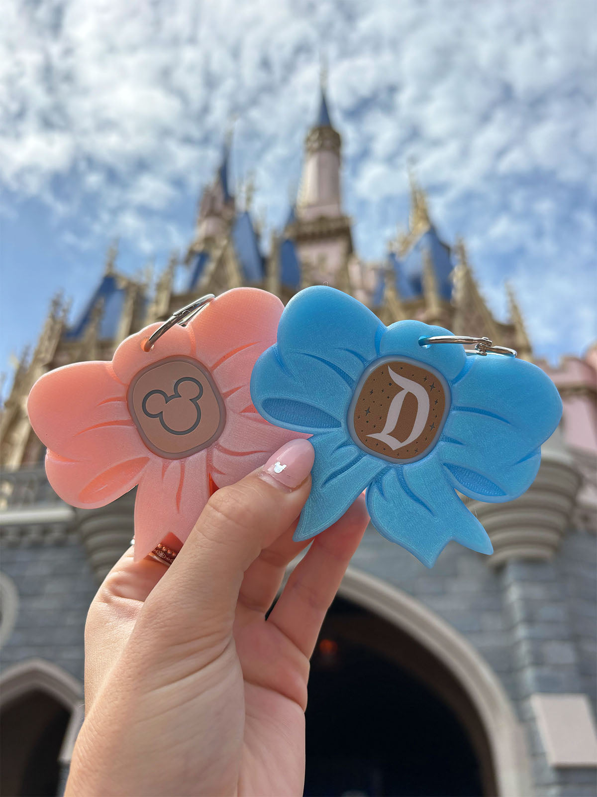 Pink Bow or Blue Bow Magic Band Buddy