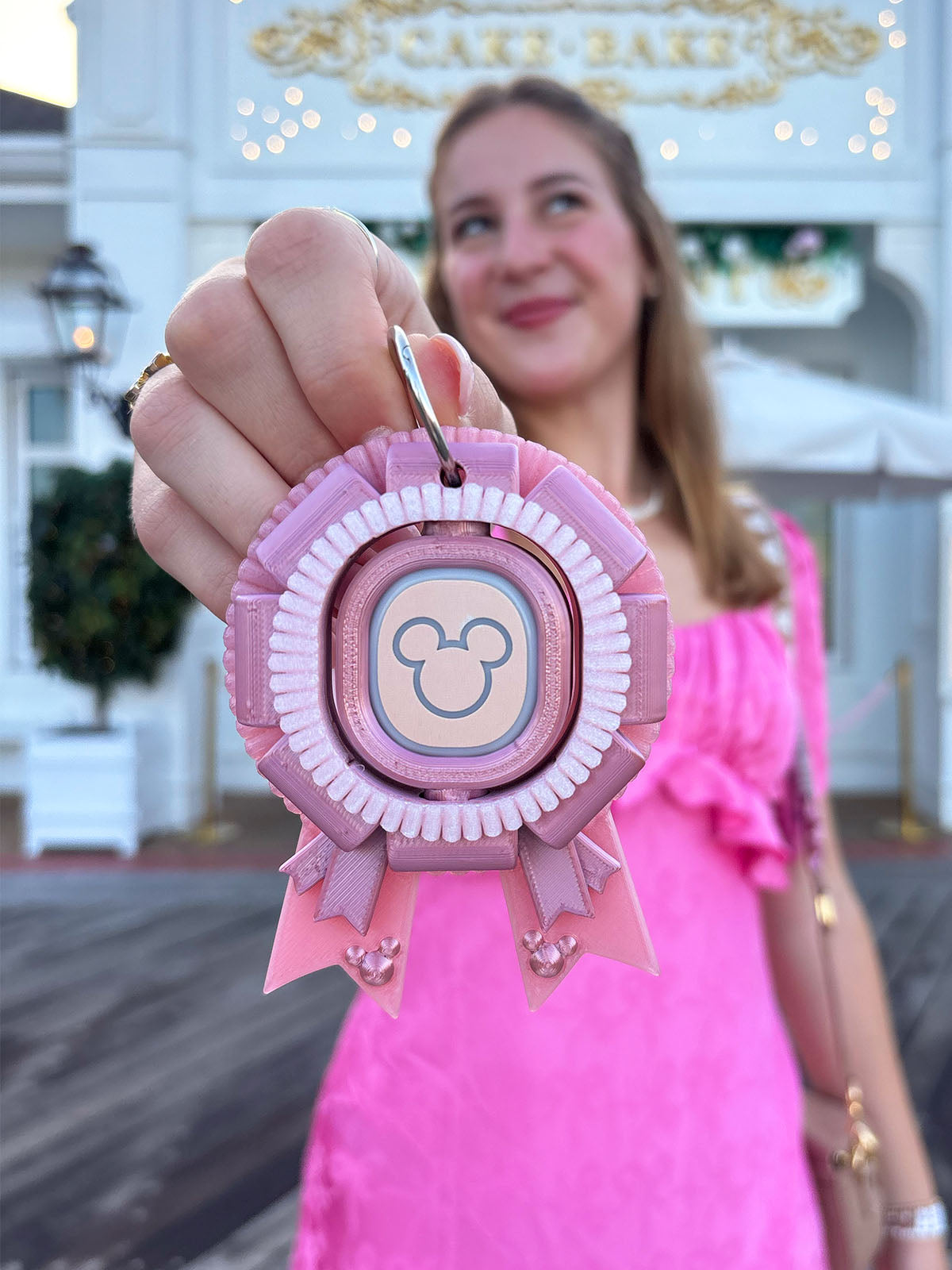 Spinning Ribbon Magic Band Buddy
