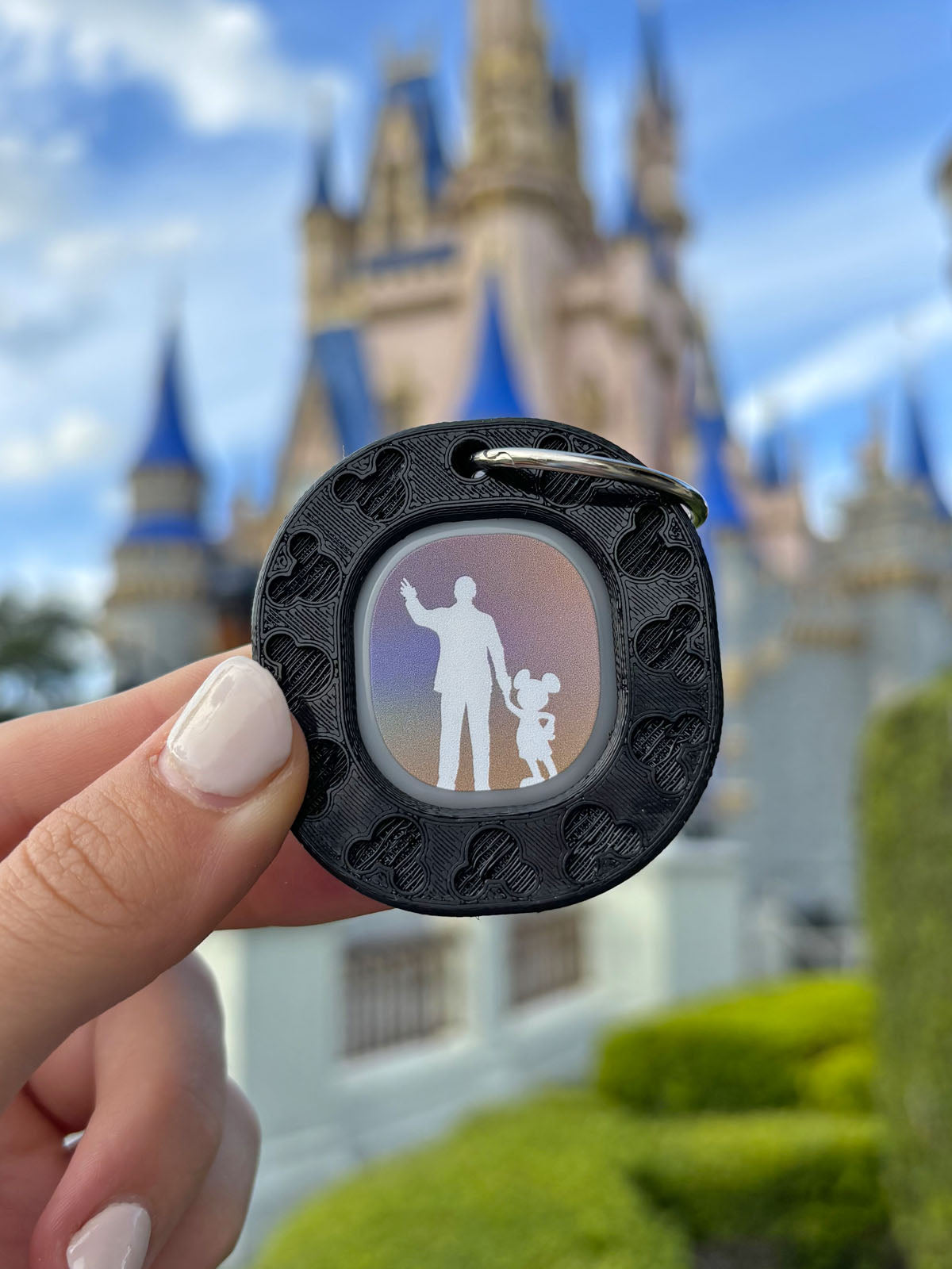 Hidden Mouse Minimal Magic Band Buddy