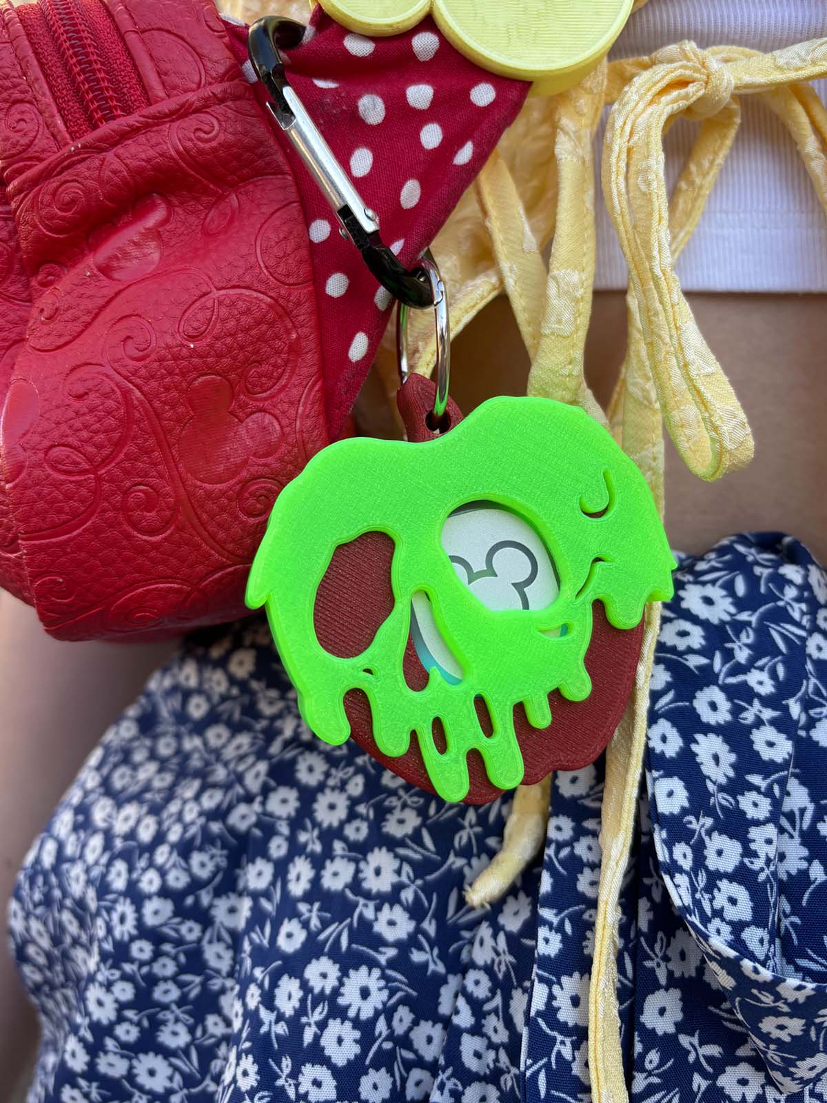 Poison Apple Magic Band Buddy