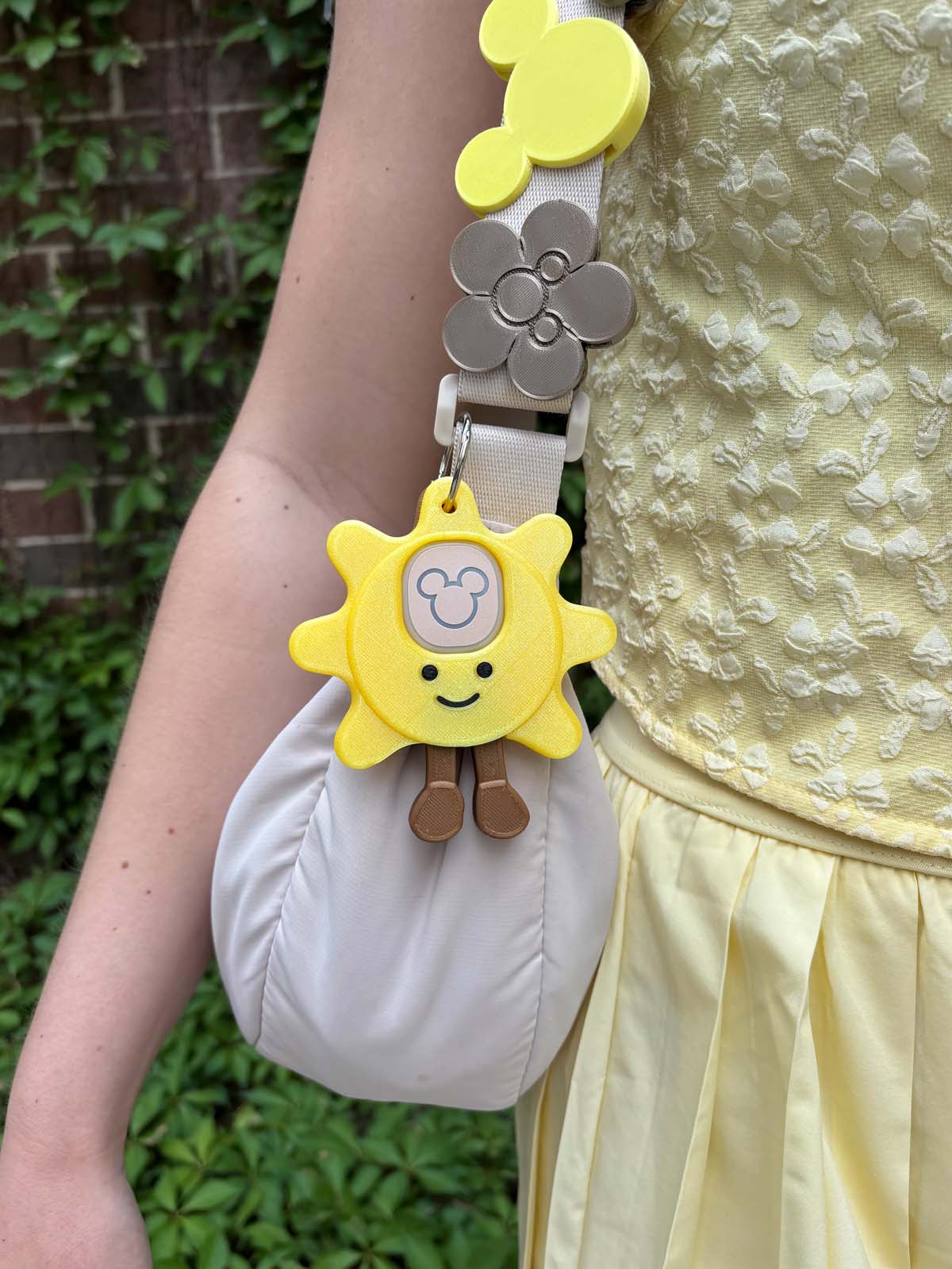 Smiley Sun Magic Band Buddy