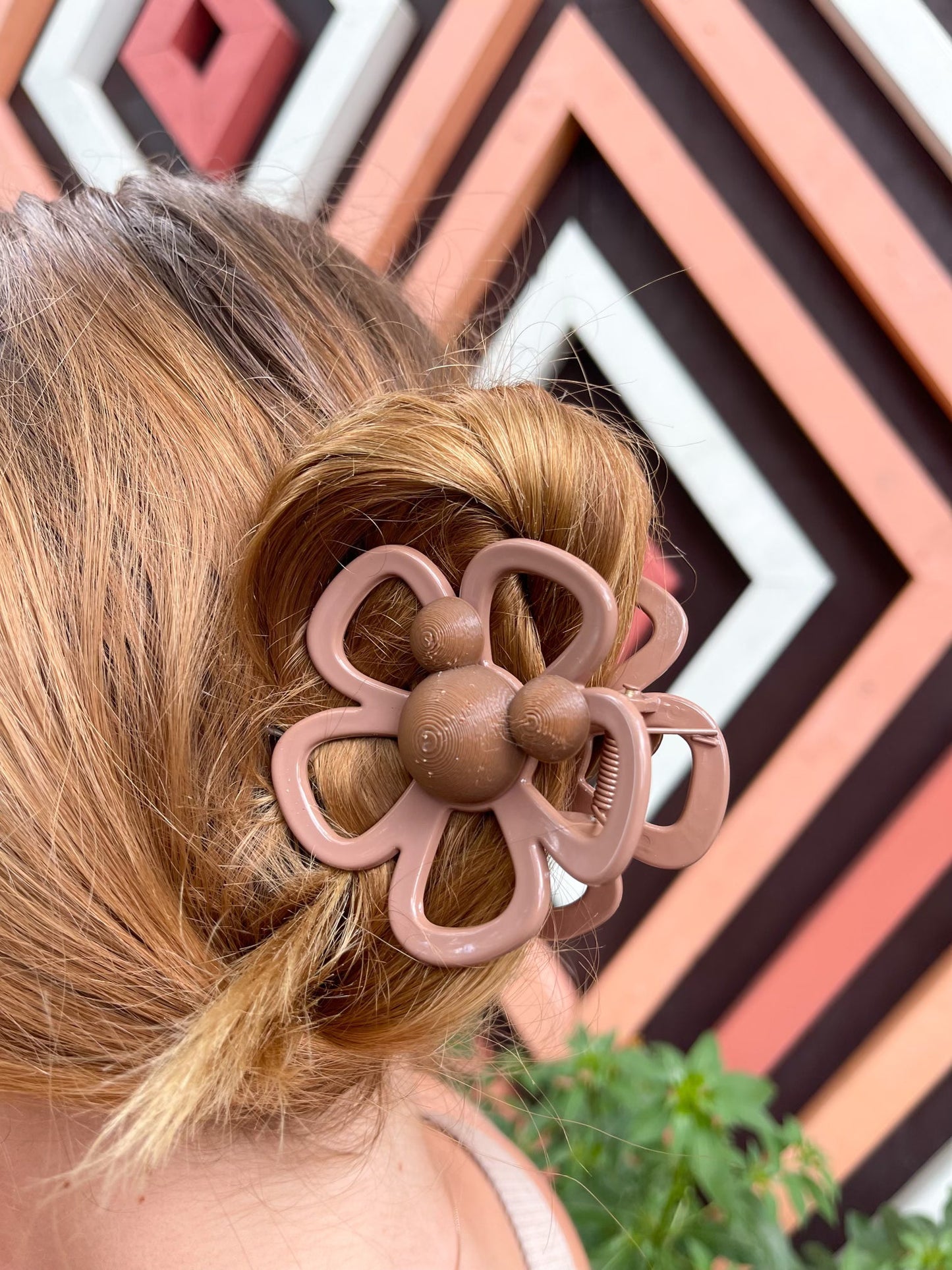 Do As Dreamers Do Solid Flower Clip - Large