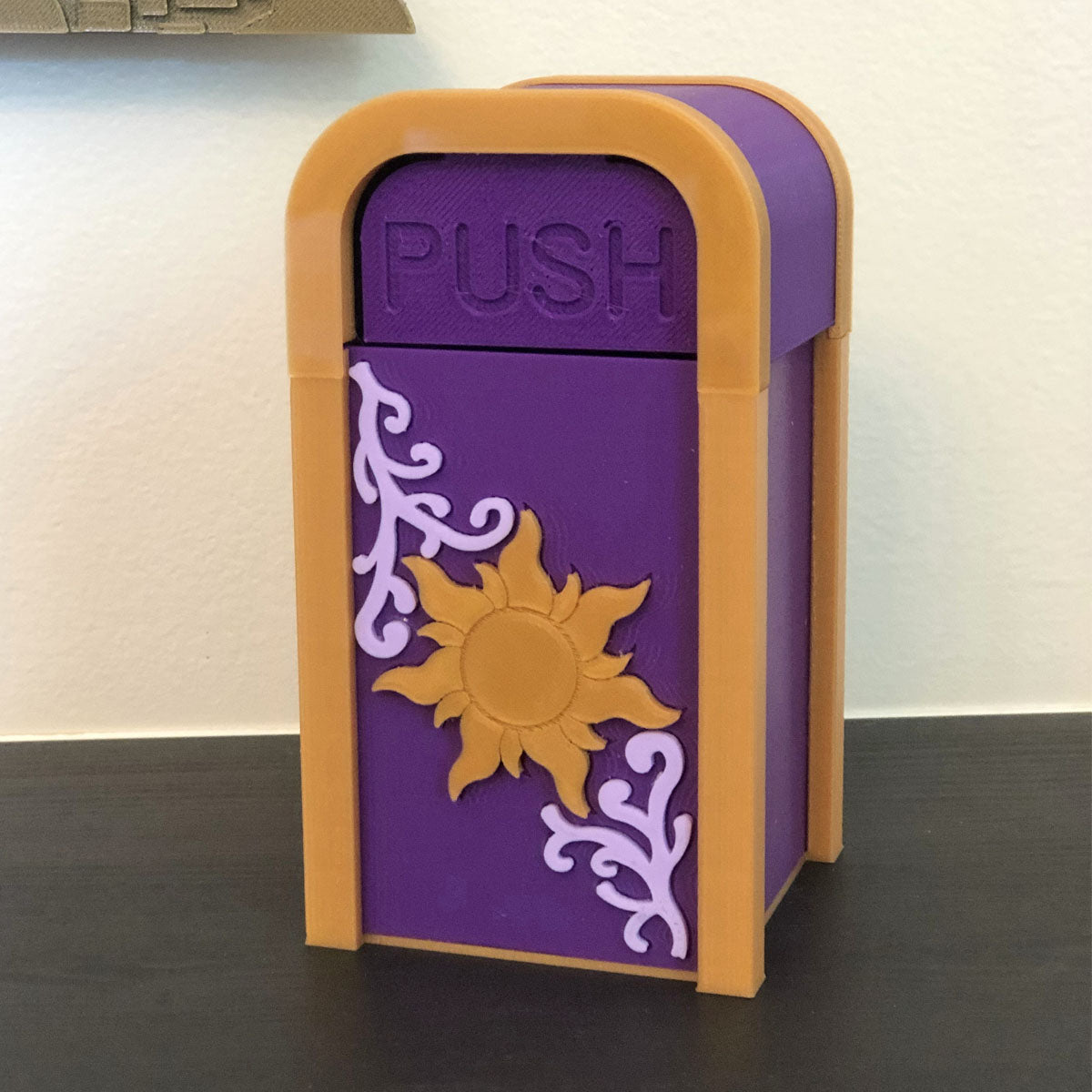 Lost Princess Desktop Trash Can