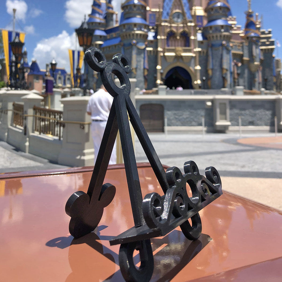 Classic Mouse Easel Display Stand