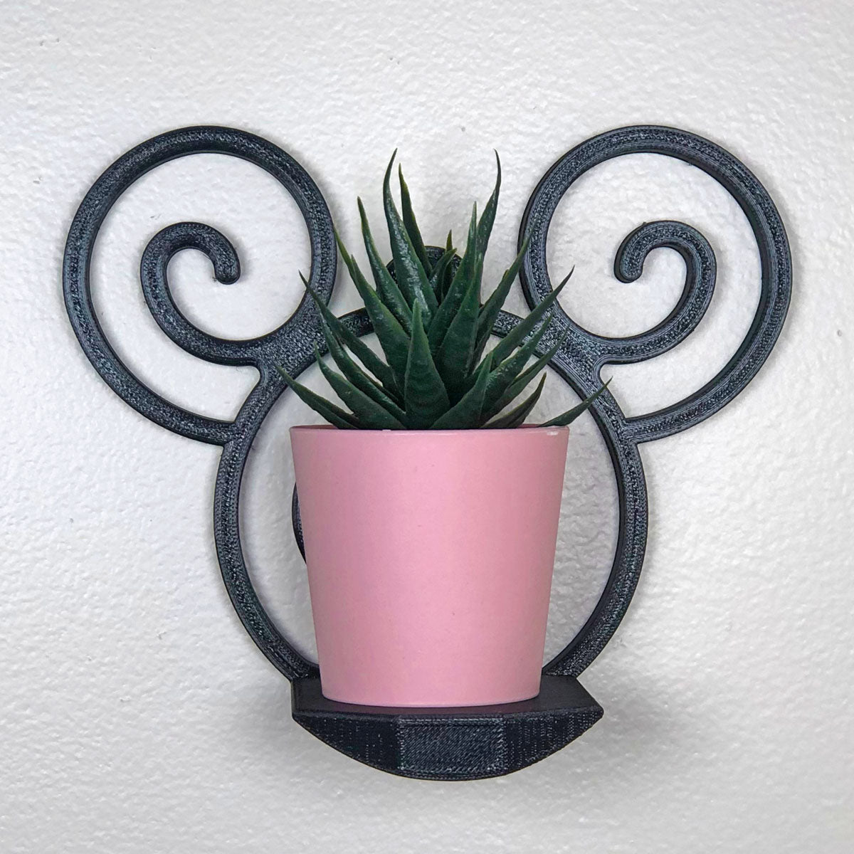 Classic Mouse Wall Shelf
