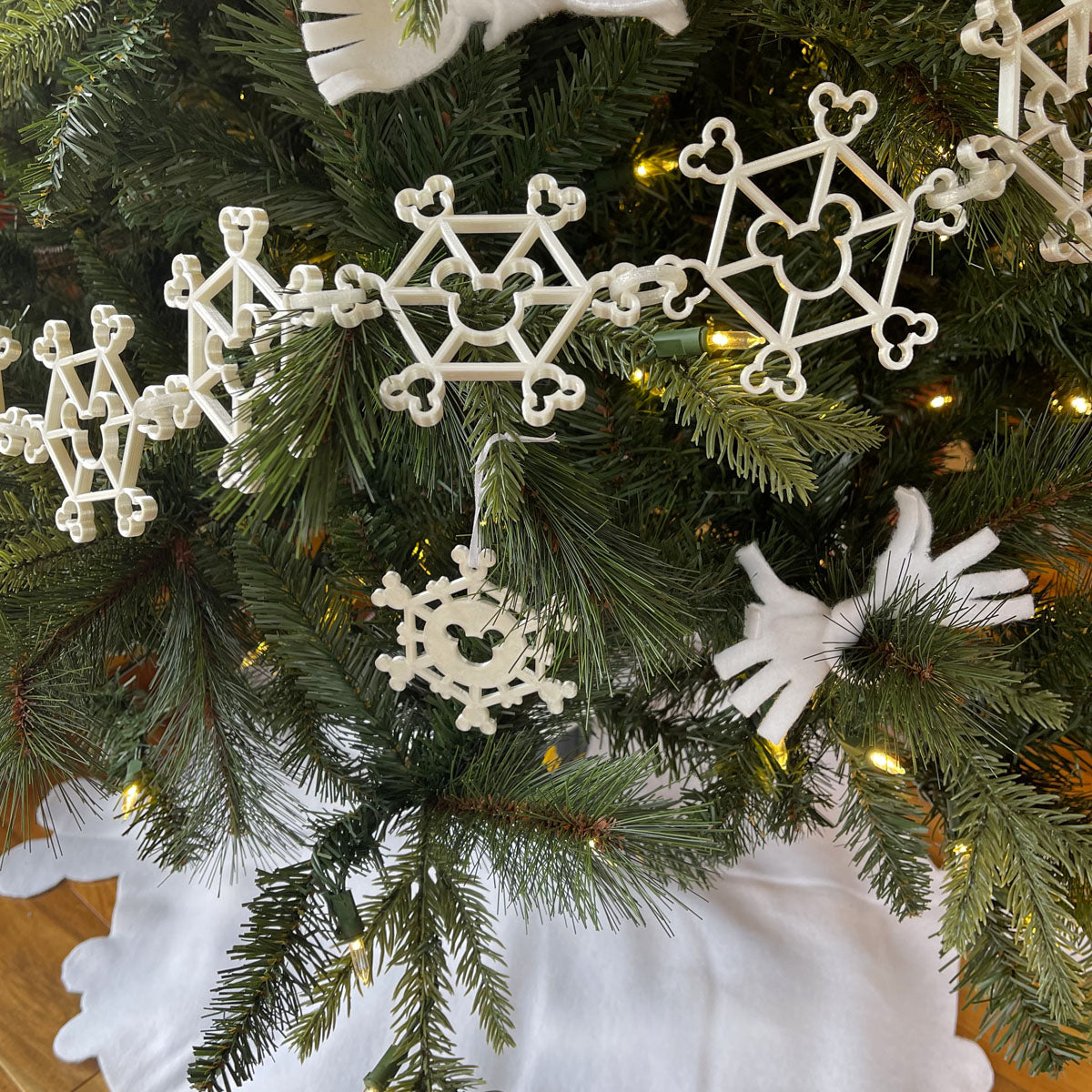 Snowflake Linked Garland