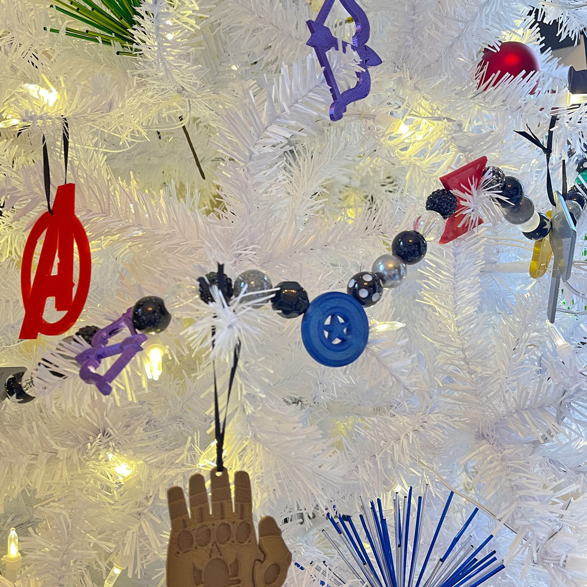 Super Heroes Character Garland