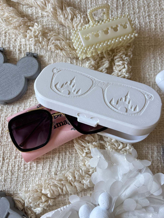 Sunnie Sight White Glasses Case