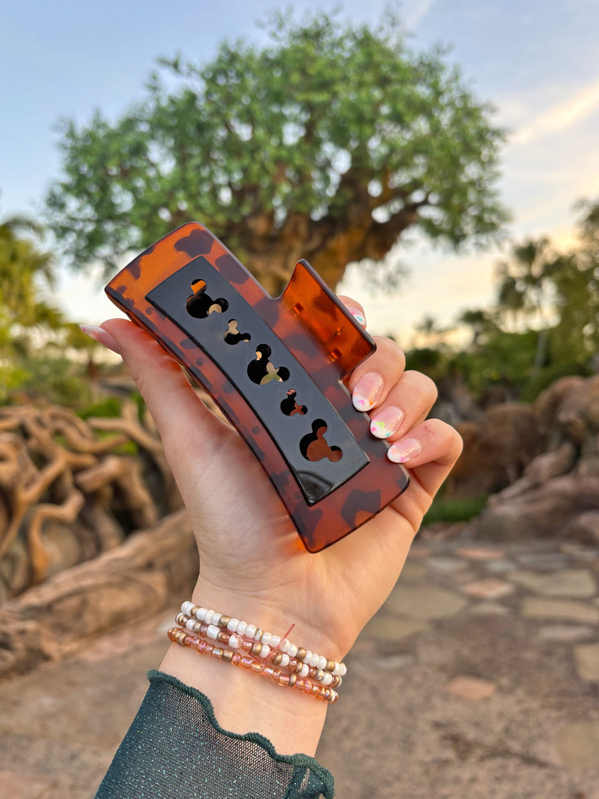 Do As Dreamers Do Tortoise Shell Extra Large Claw Clip