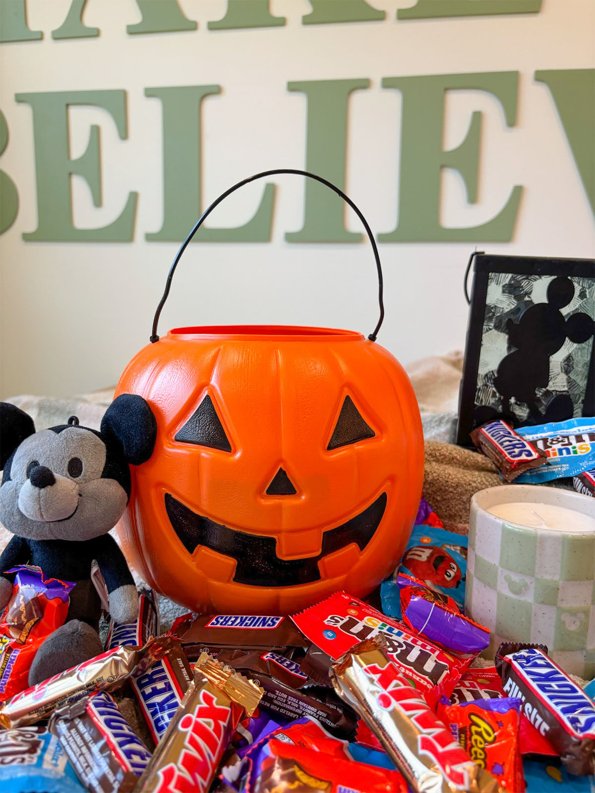DIY Pumpkin Pail Mouse Ears