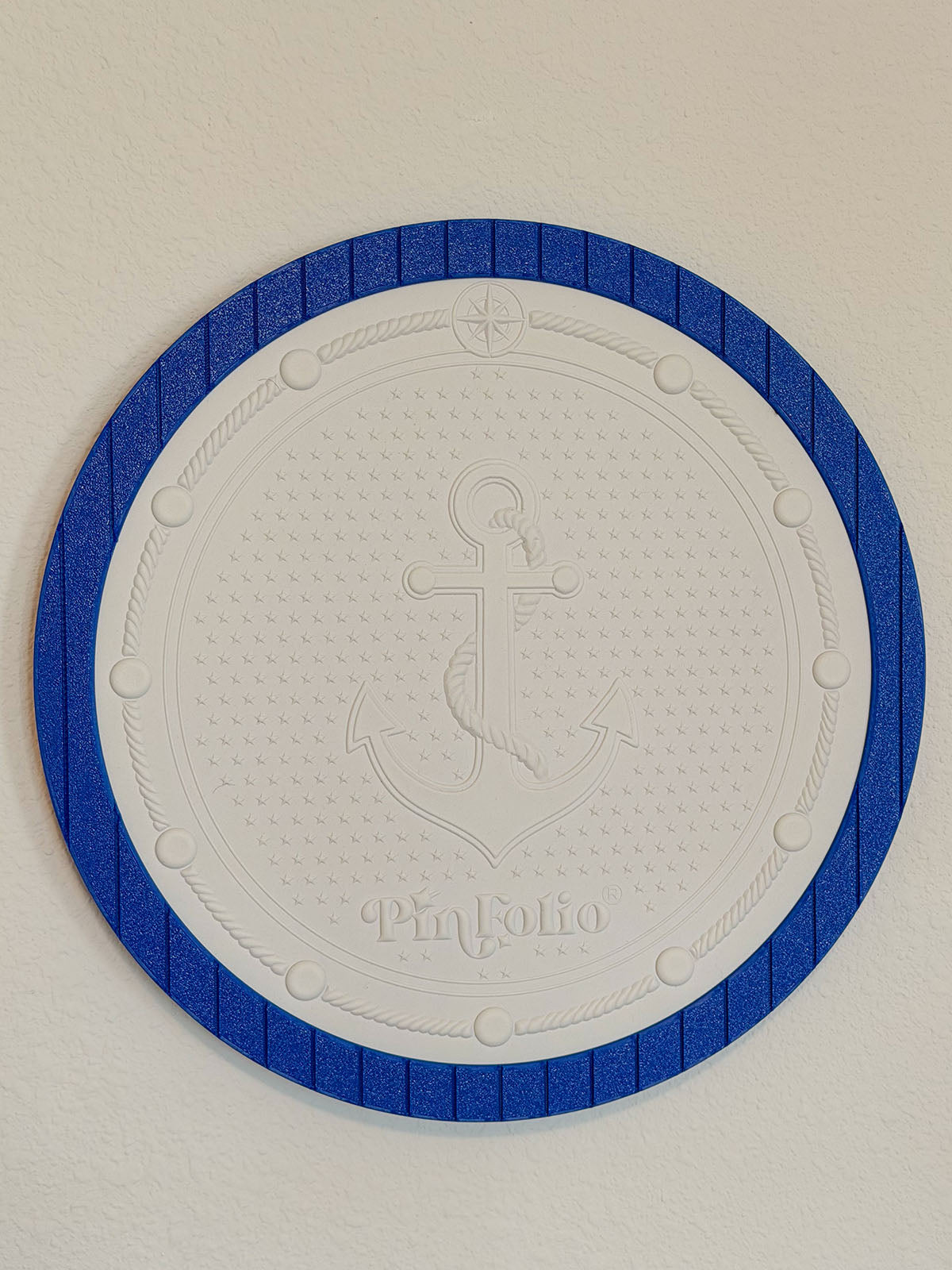 Circle Cruise Pin Board Frame