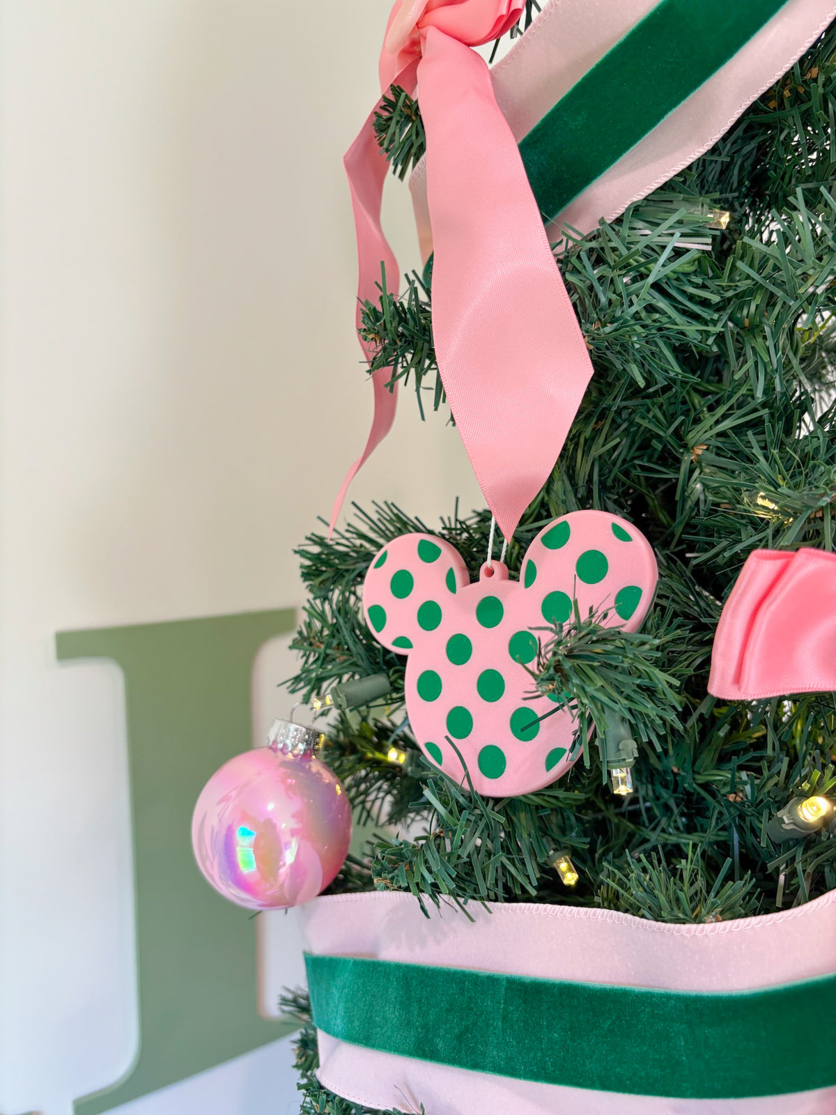 Pinkmas Pattern Ornaments