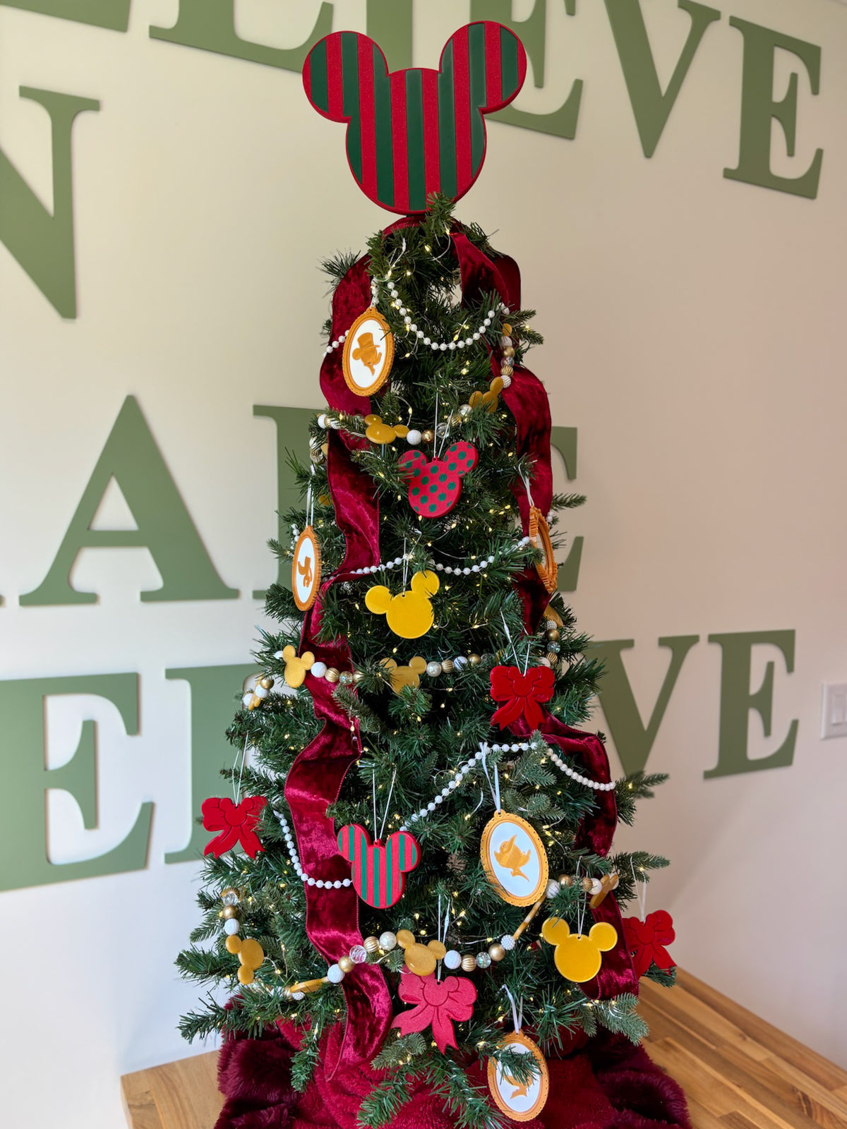 Vintage Christmas Pattern Ornaments
