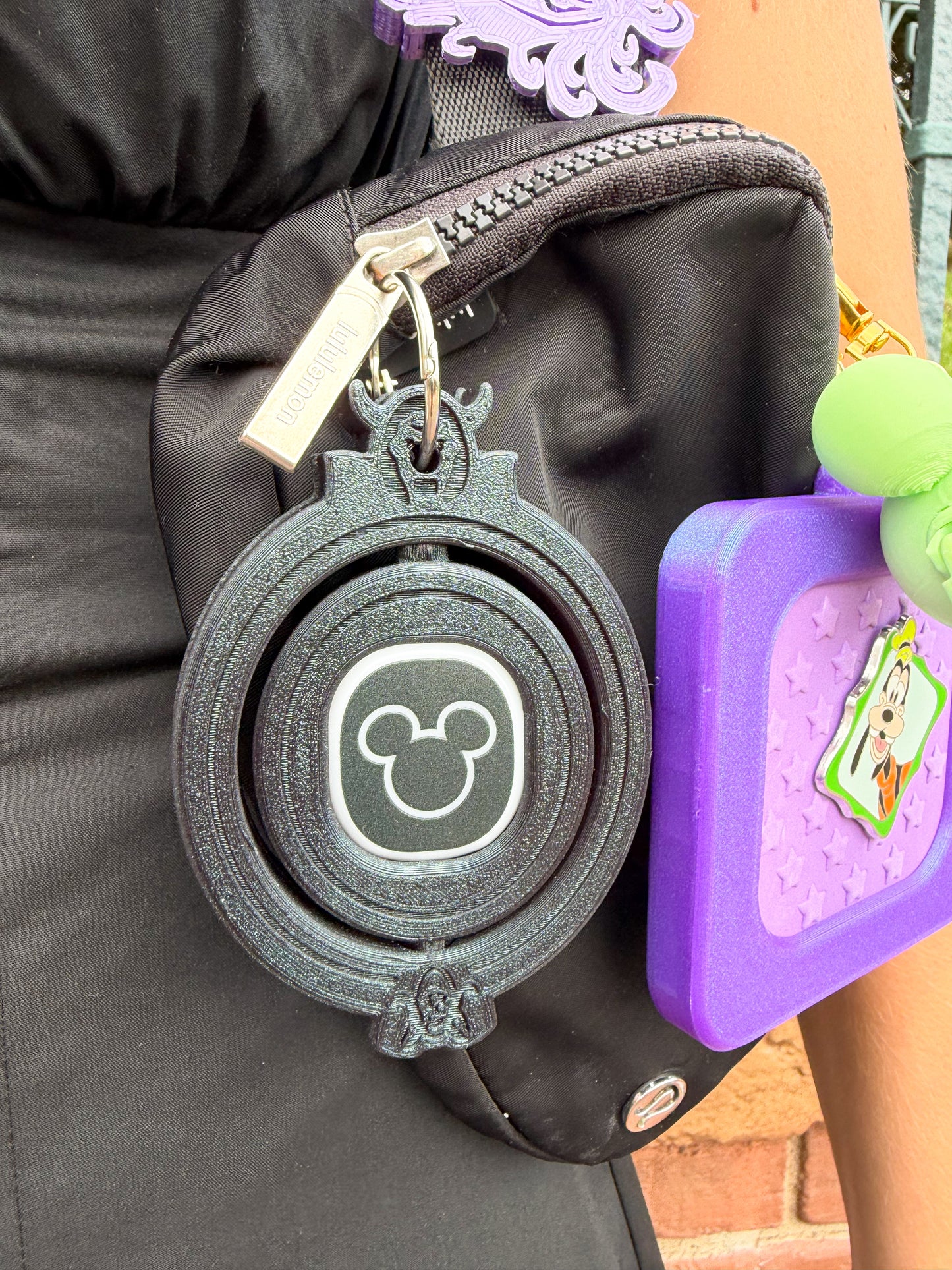Spinning Haunted Mansion Magic Band Buddy
