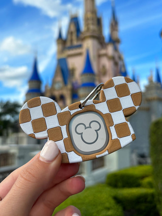 Checkered Mouseketeer Hat Magic Band Buddy