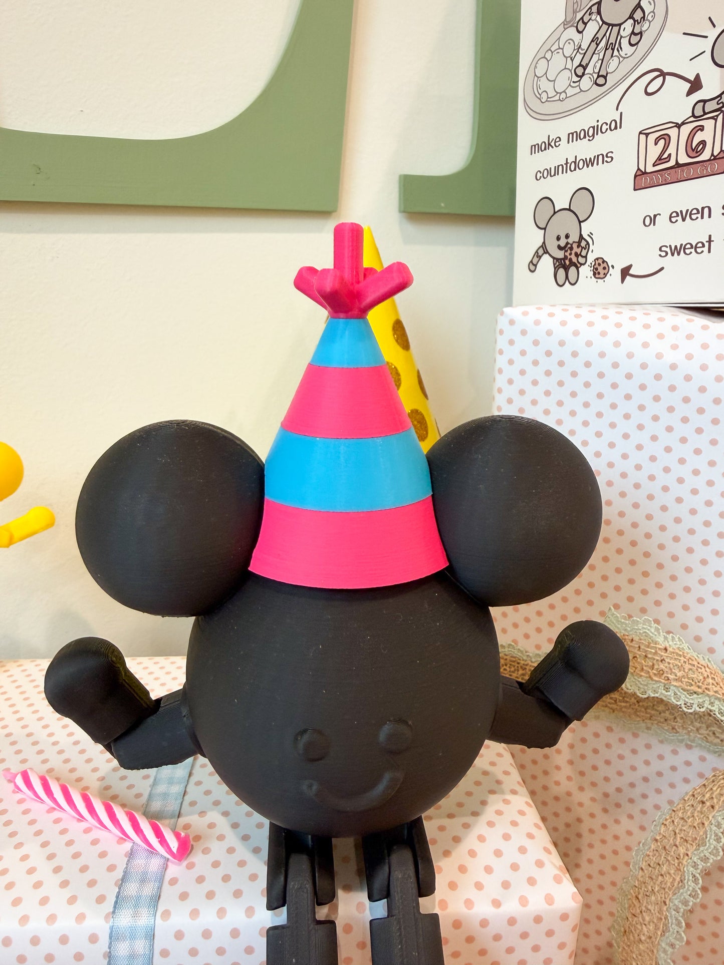 Mouse in the House - HATS