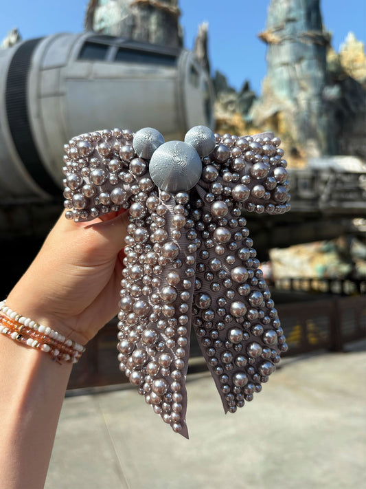 Do As Dreamers Do Silver Pearly Princess Bow