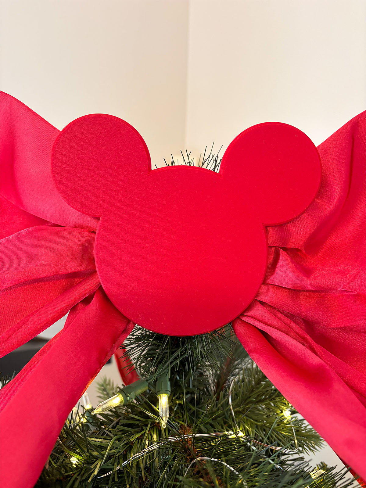 Red Mouse Bow Tree Topper