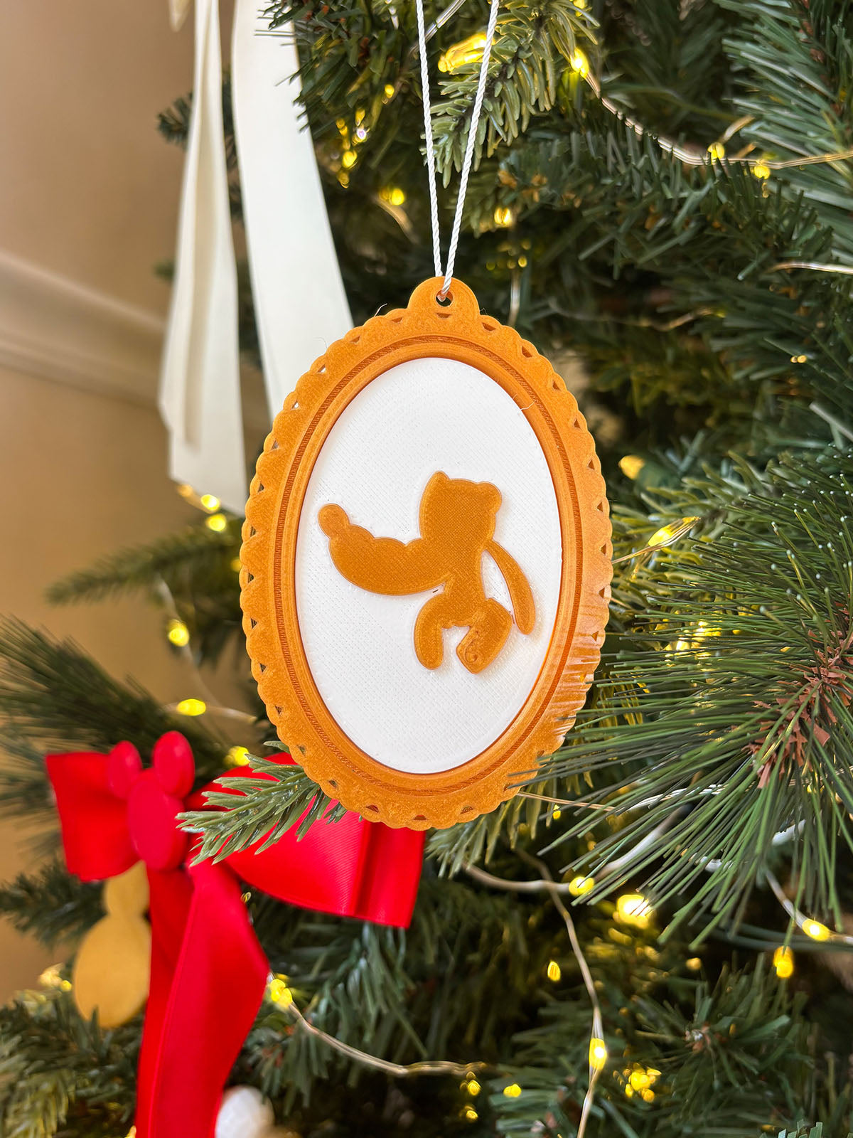 Spectacular 6 Silhouette Ornaments