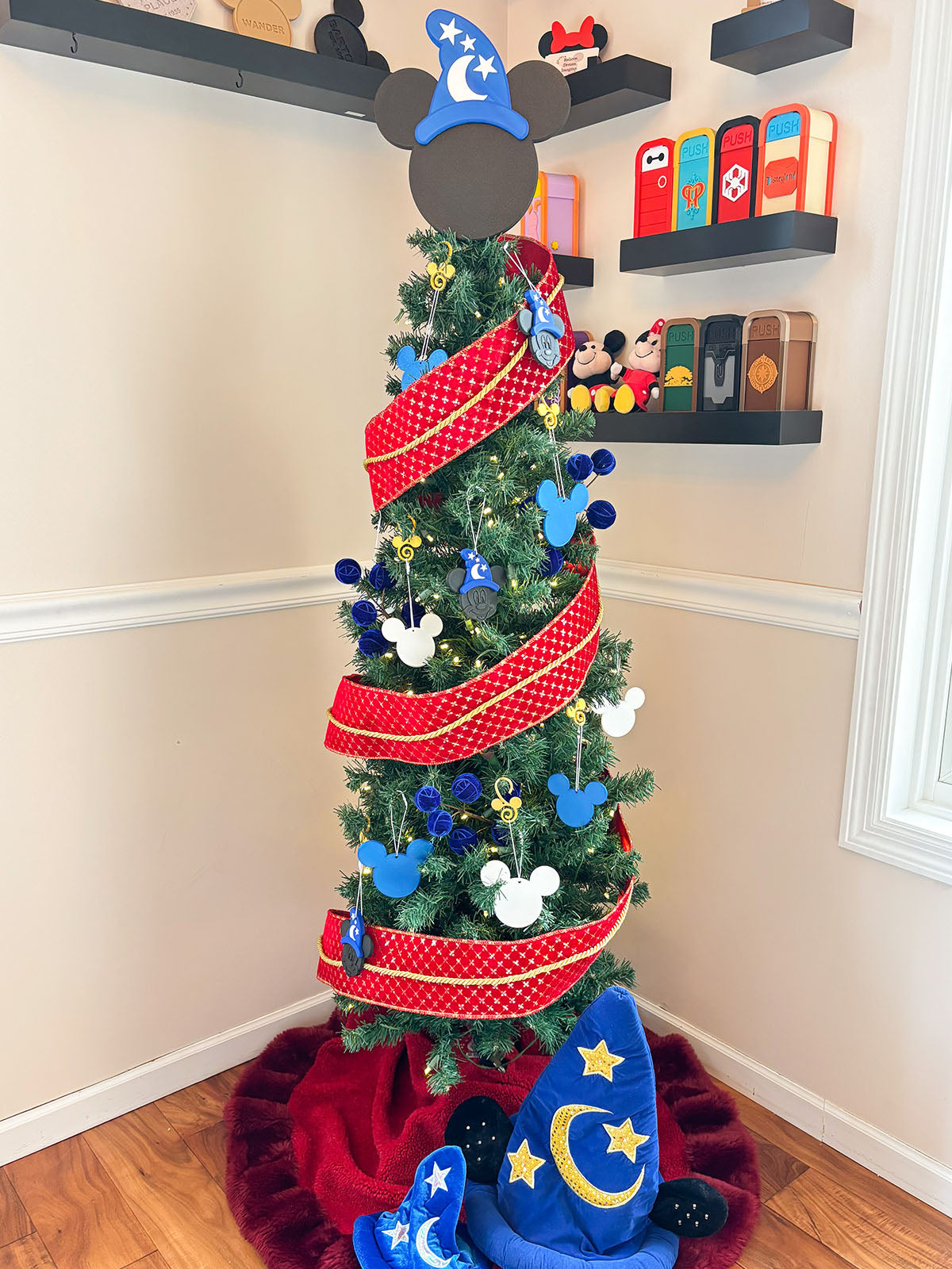 Sorcerer Mouse Ornaments
