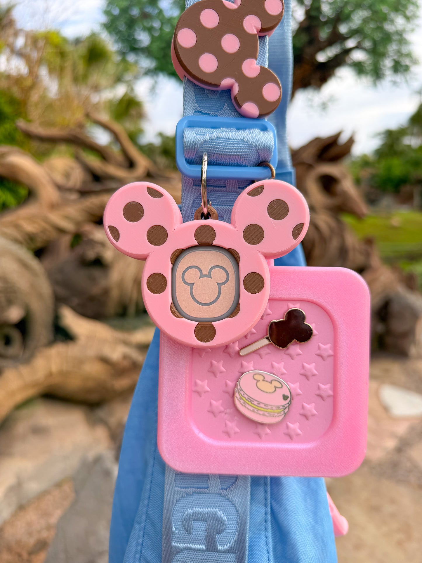 Polka Dot Magic Band Buddy