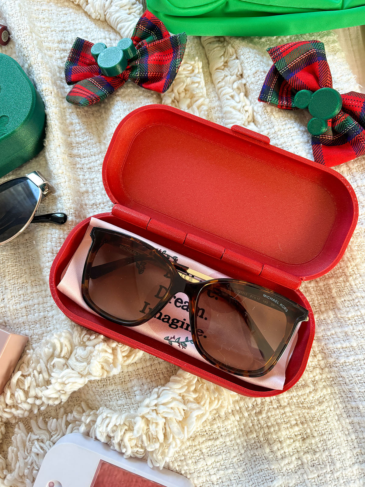 HOLIDAY EDITION All Over Mouse Glasses Case