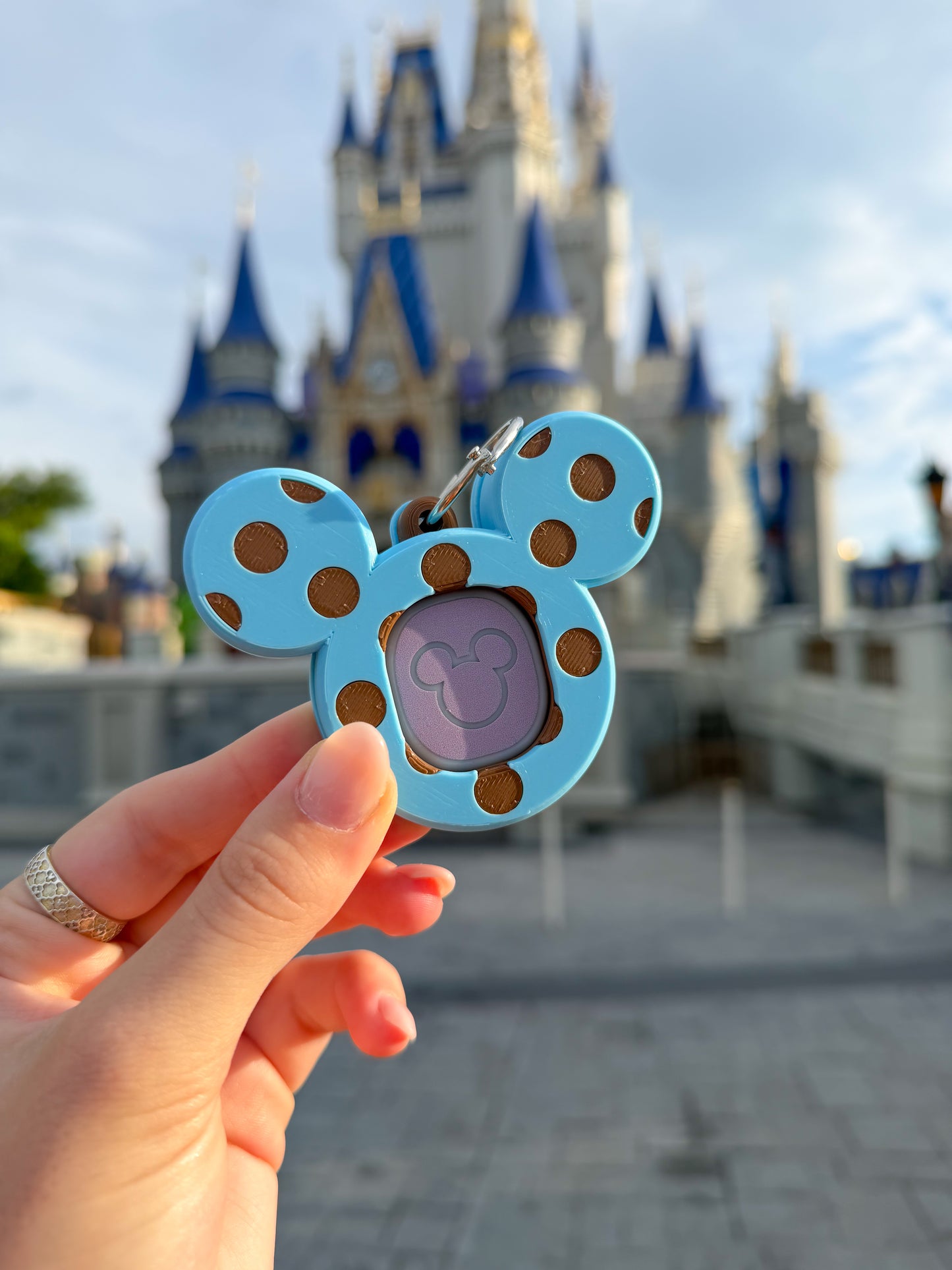 Polka Dot Magic Band Buddy