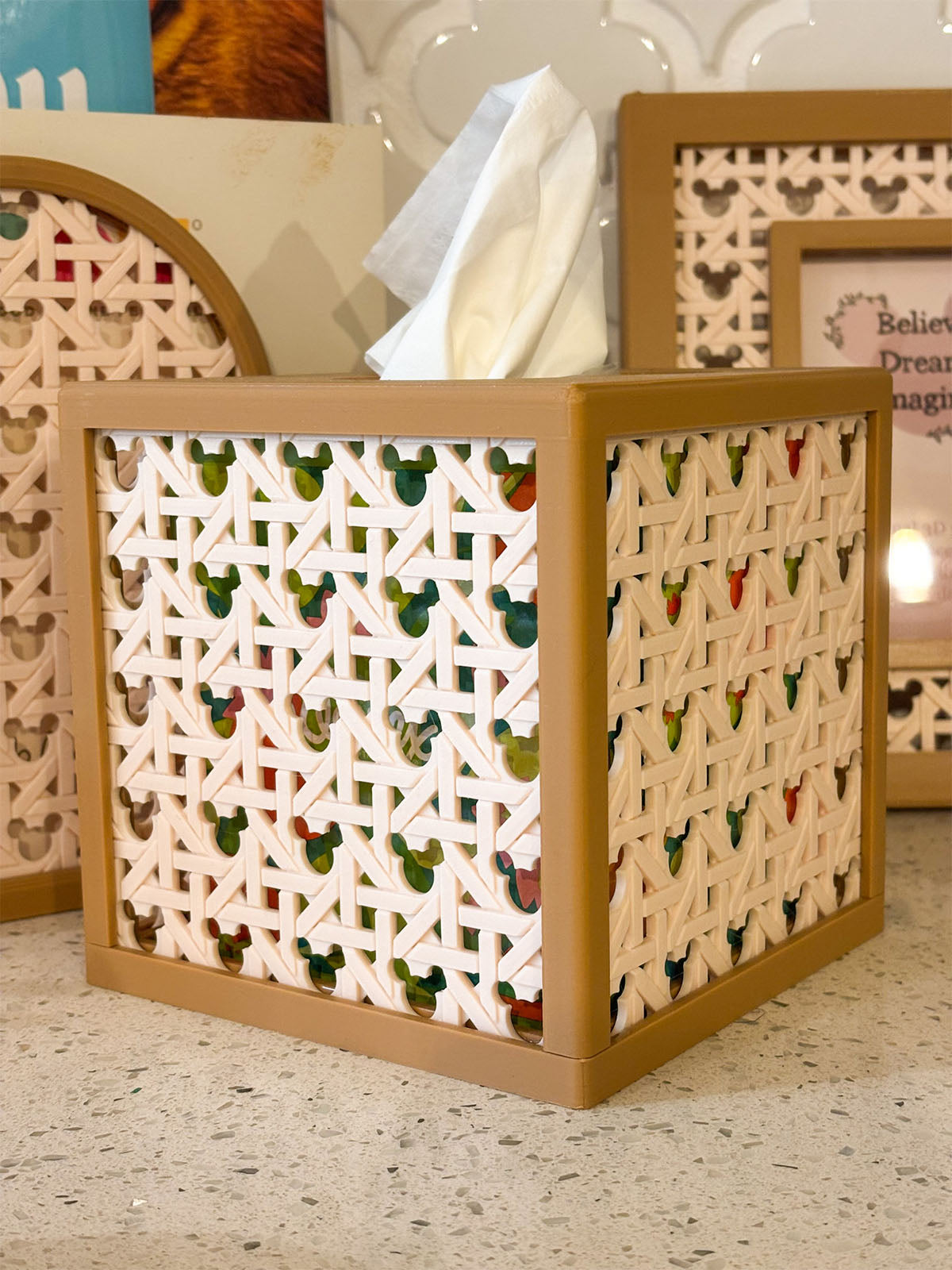 Brown Mouse Rattan Tissue Box Cover