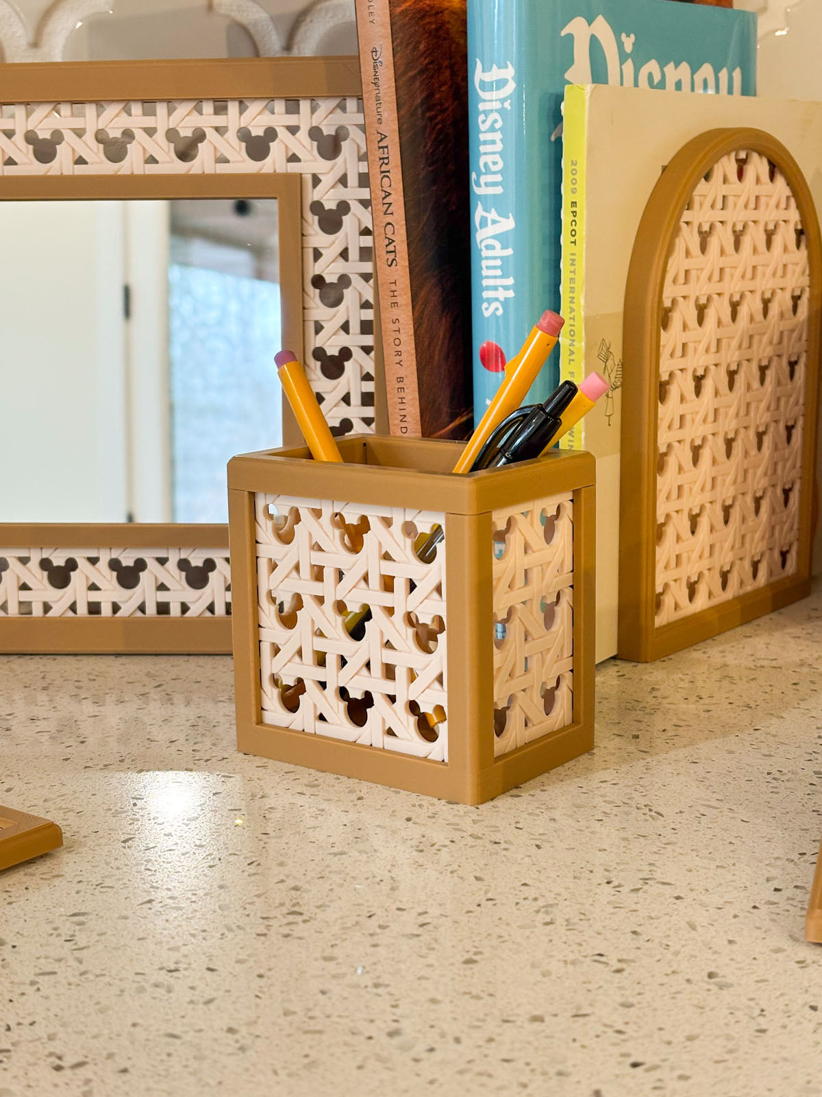 Brown Mouse Rattan Pencil Holder