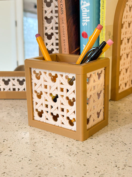 Brown Mouse Rattan Pencil Holder