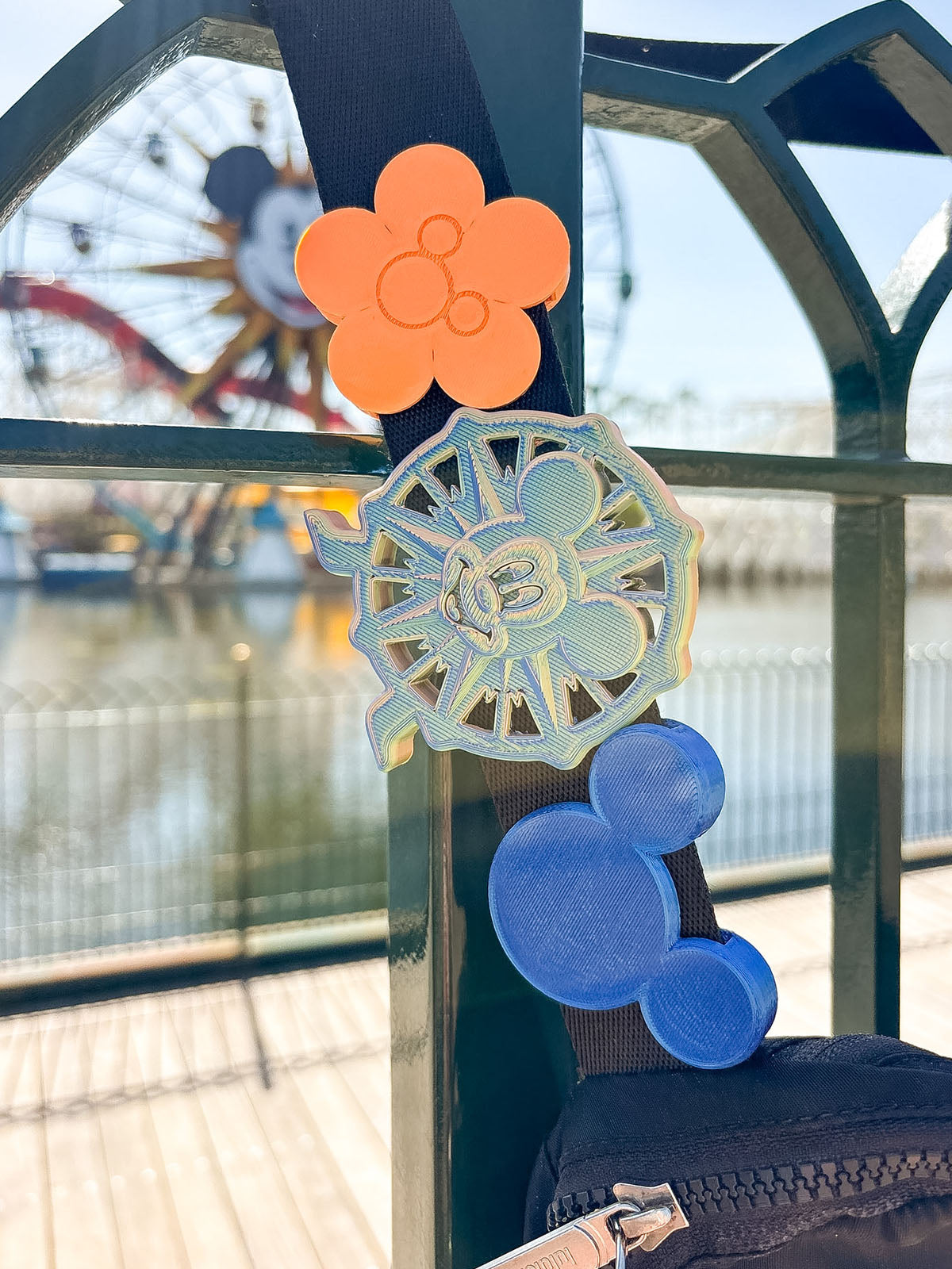 Fun Wheel Belt and Bag Charms