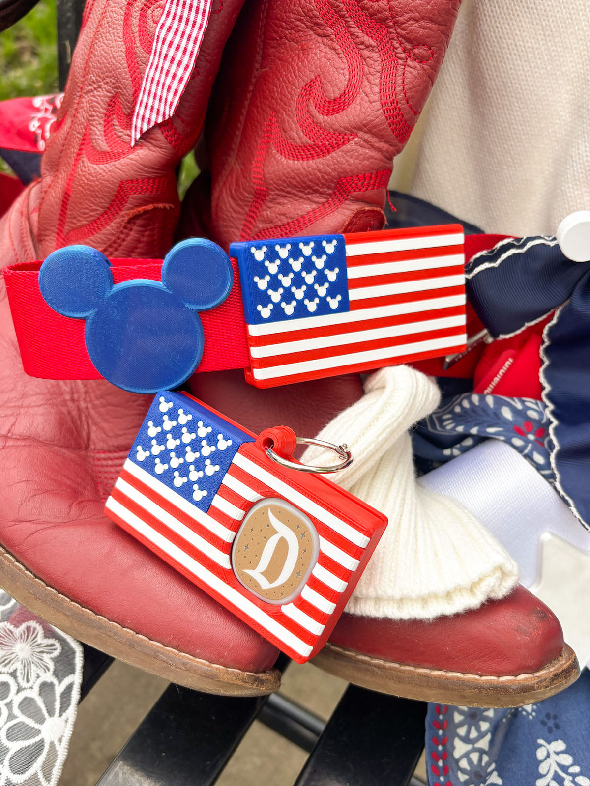 U.S. Flag Magic Band Buddy