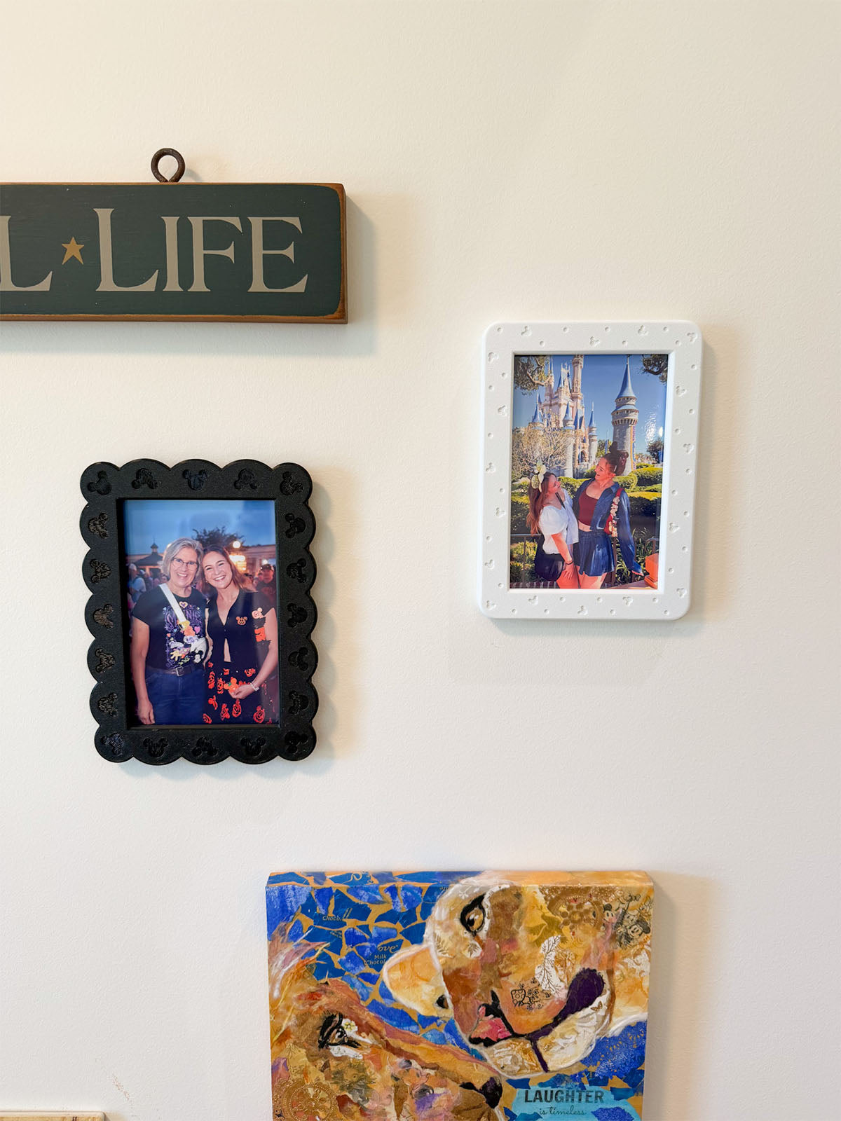 Scallop Mouse Picture Frame